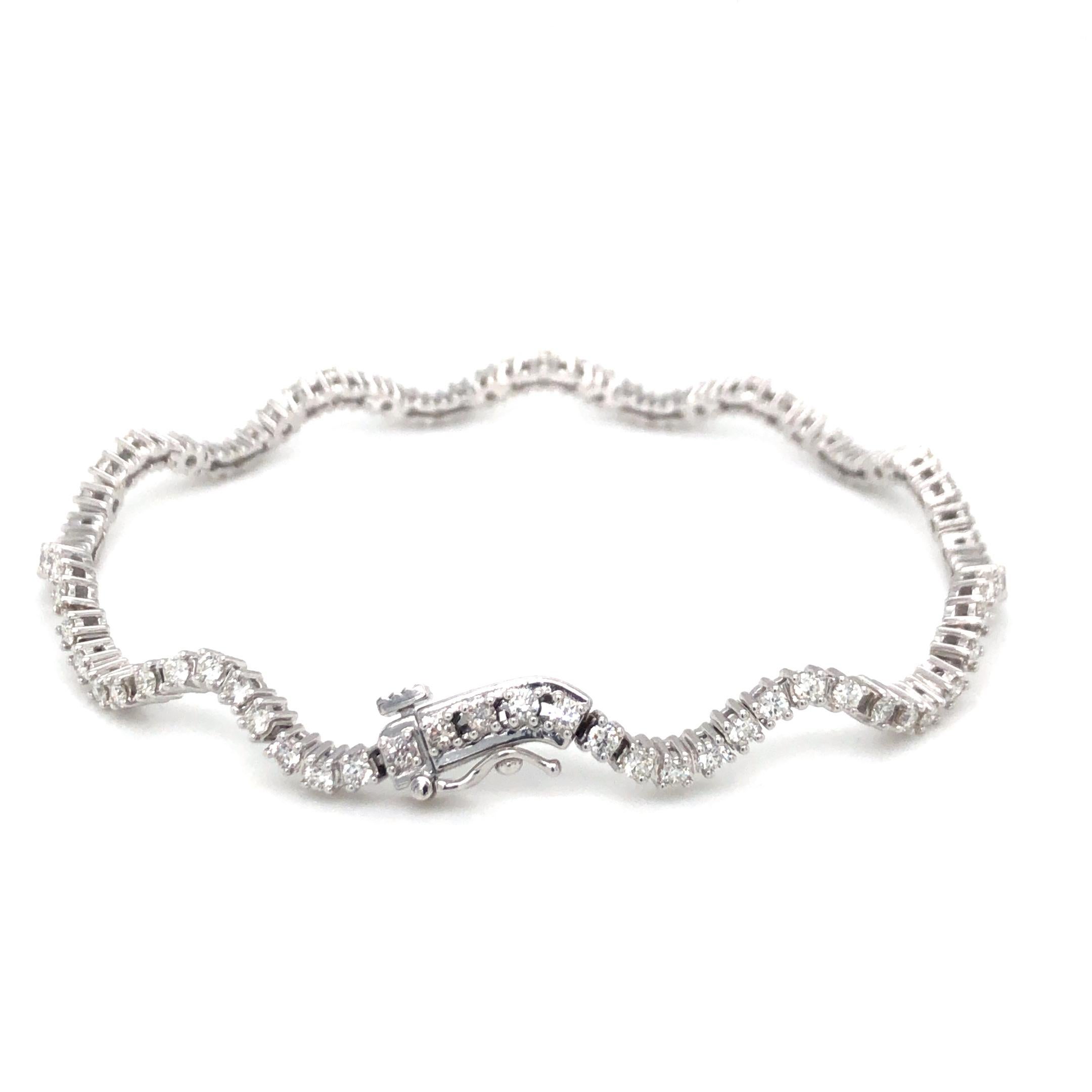 Women's Wavy Bracelet with Diamonds 14K White Gold For Sale