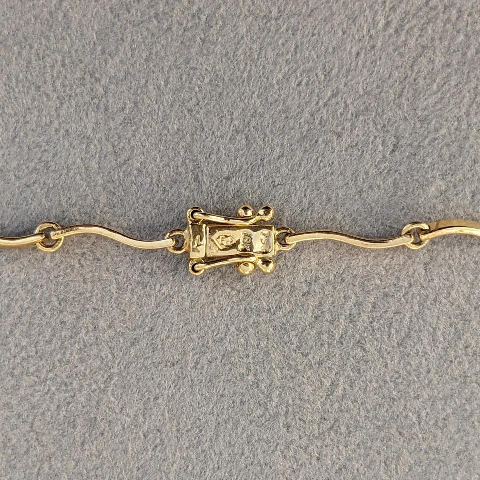 Wavy Diamond Station Halskette aus 18k Gelbgold 17 Zoll mit Diamanten im Zustand „Hervorragend“ in La Jolla, CA