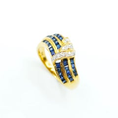 Wavy Double-Sided Velvety Blue Sapphire and Diamond Striped Ribbon 18K Gold Ring