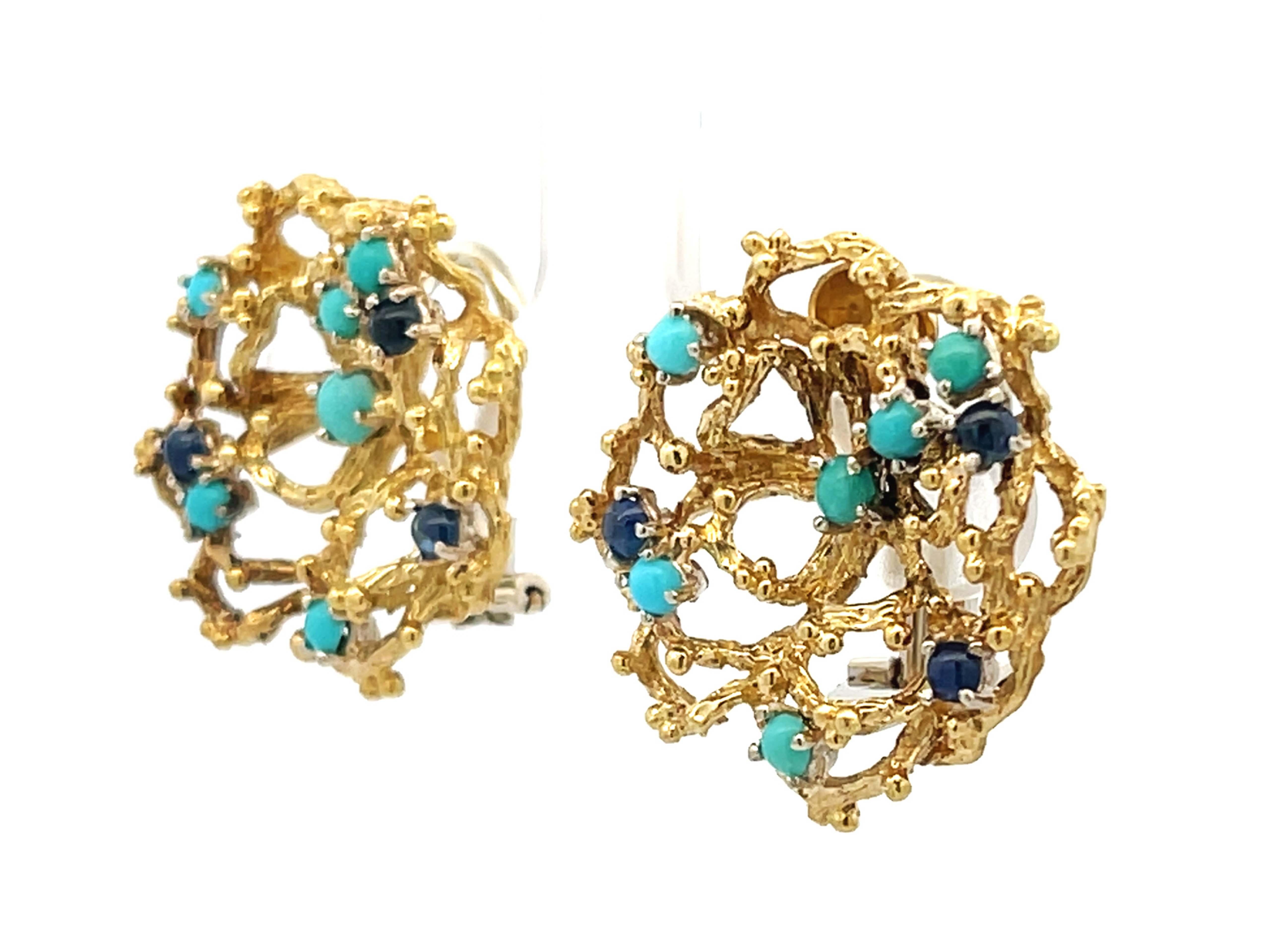 Wavy Flower Earrings with Cabochon Sapphires and Turquoises in 18k Yellow Gold In Excellent Condition For Sale In Honolulu, HI