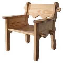 Wavy Lounge Chair