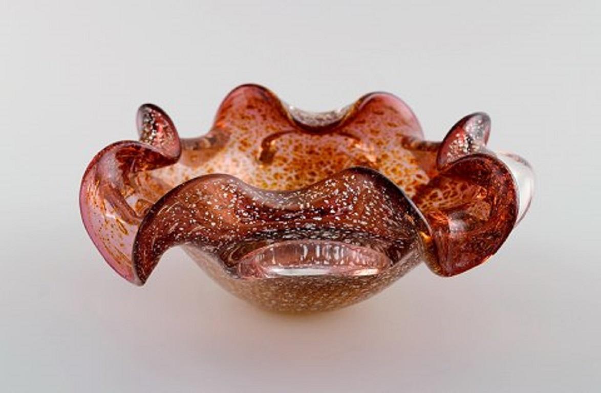 Mid-Century Modern Wavy Murano Bowl in Mouth Blown Art Glass, Italian Design, 1960s