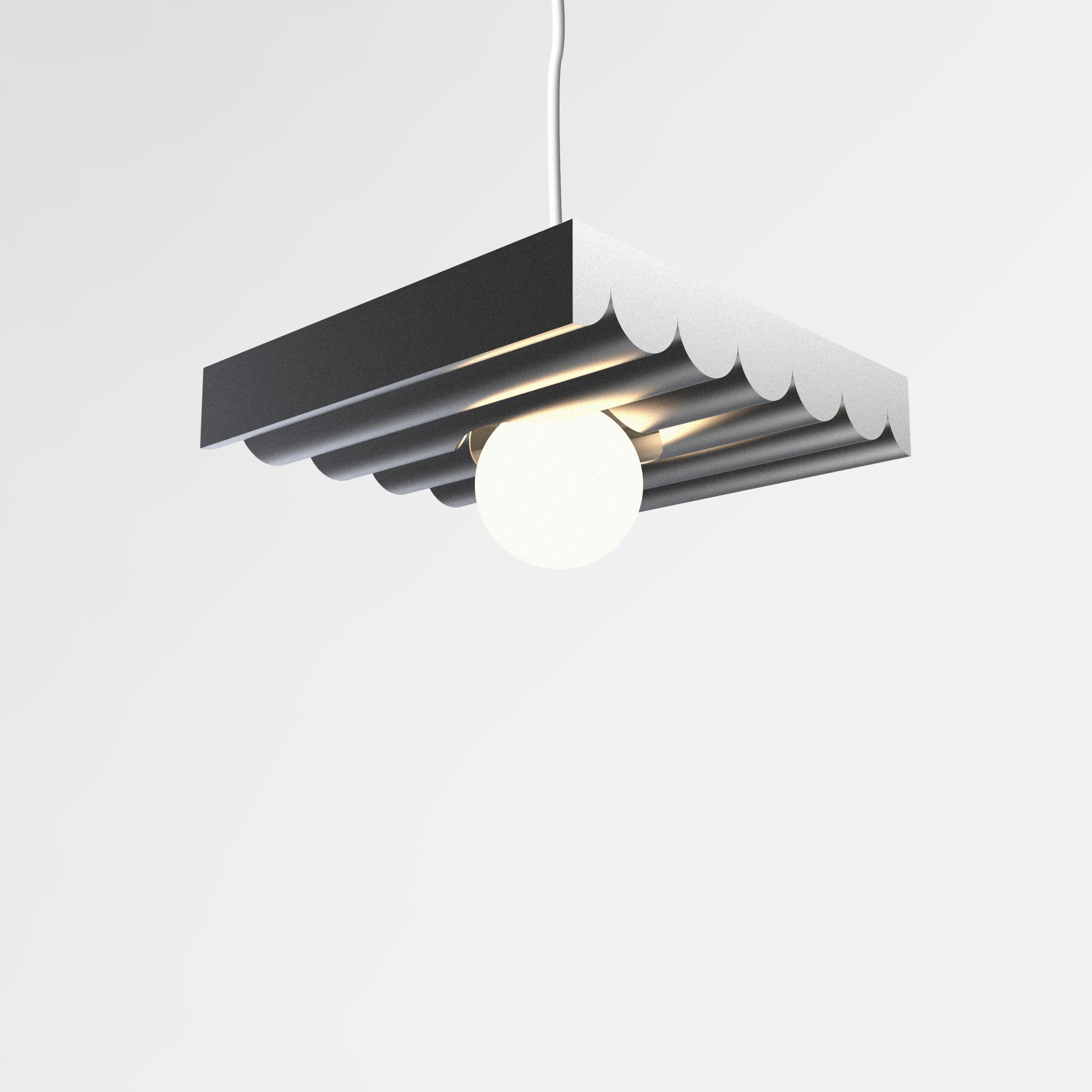 Lucidato Lampada a sospensione ondulata di Cadenza, stelo rigido, su ordinazione in vendita