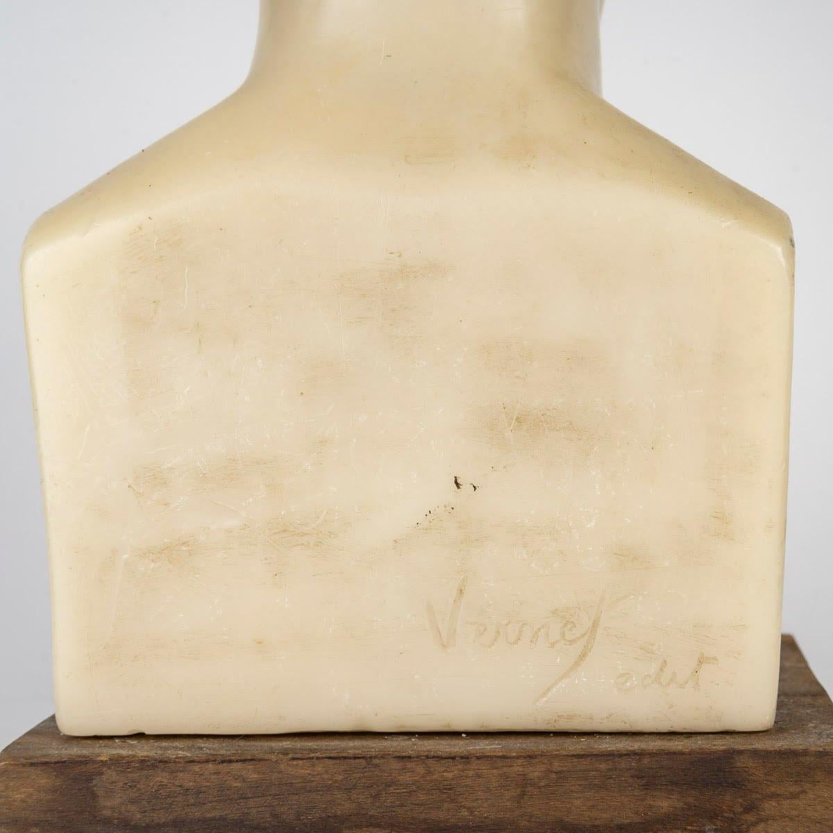 Legno Scultura in cera di un busto di uomo, XX secolo. in vendita