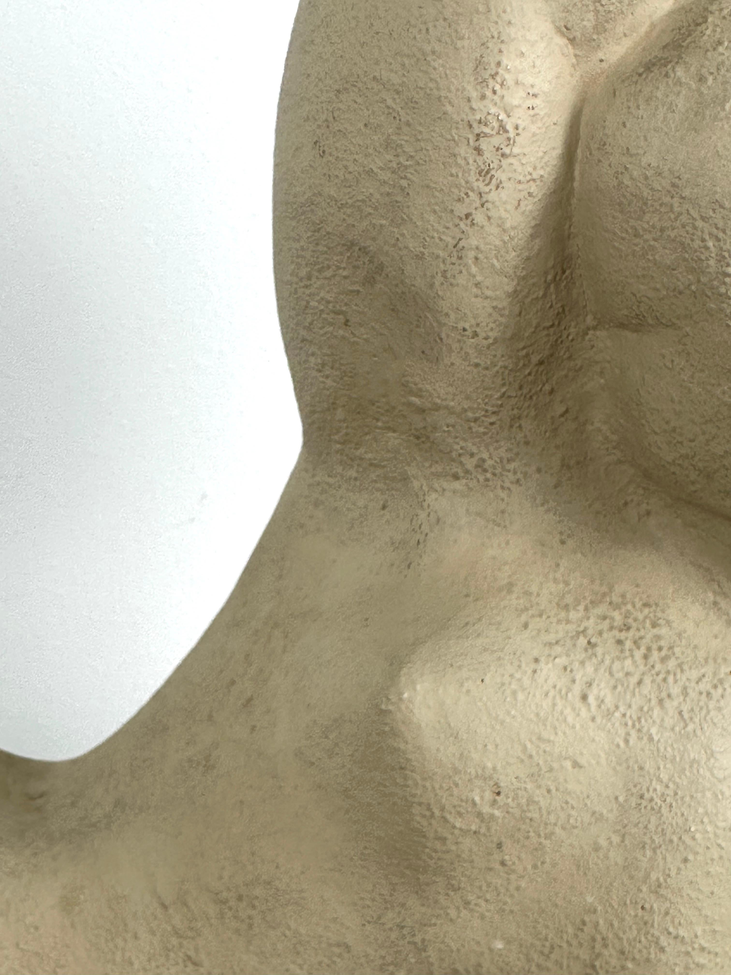 Waylande Gregory (1905-1971).

Liegender Akt, ca. 1950er Jahre. Bemalter Kompositabguss nach einem in den 1930er Jahren geschaffenen Original. Der Abguss wurde zu Lebzeiten des Künstlers in Zusammenarbeit mit MPI (Museum Pieces Incorporated)