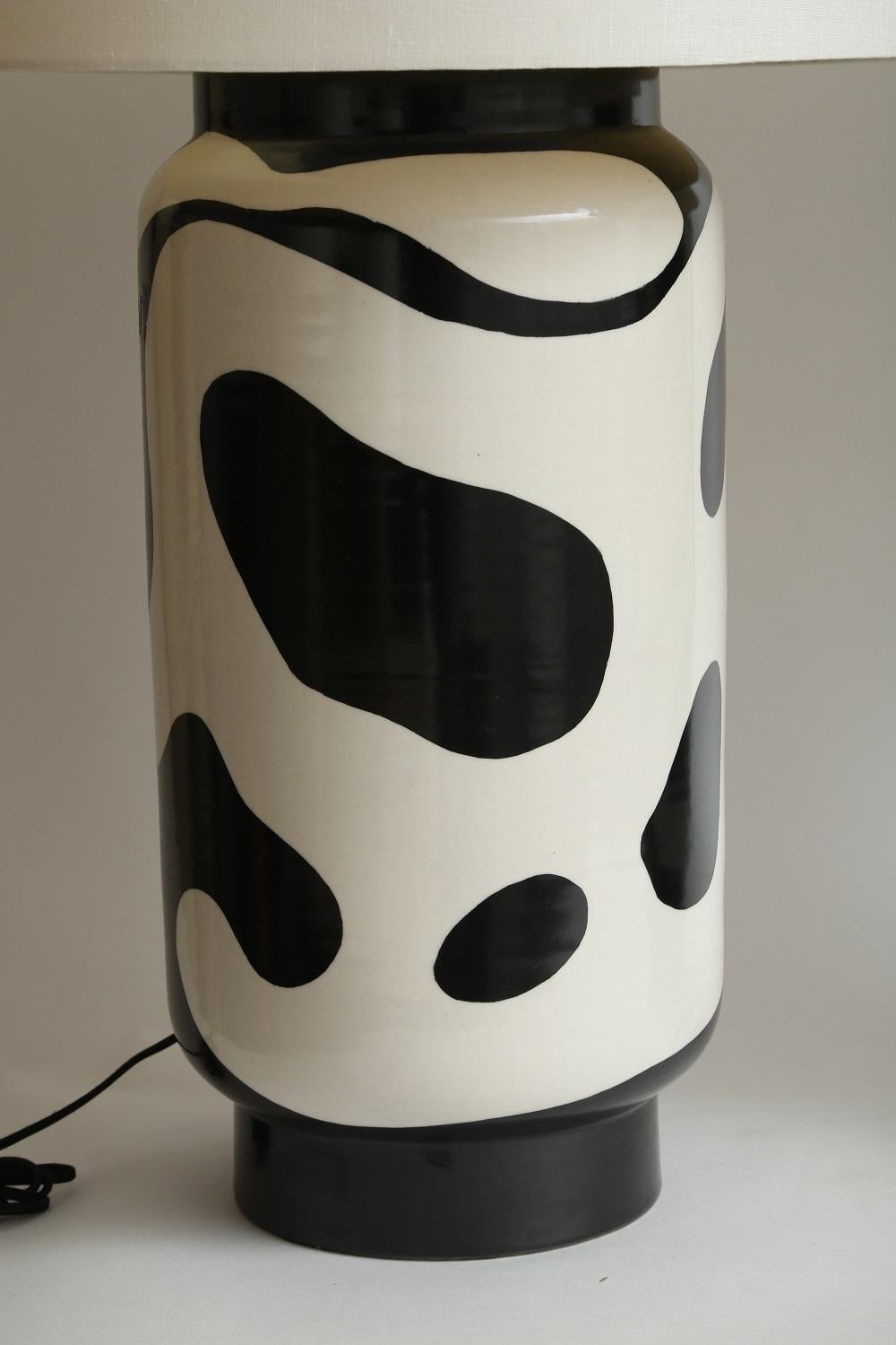 black and white lava lamp