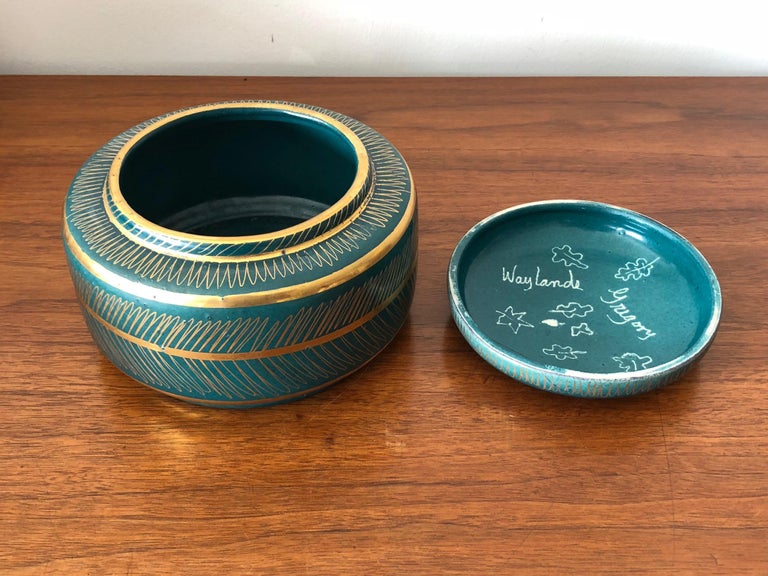 Waylande Gregory Ceramic Jar with Sgraffito Decoration For Sale 1