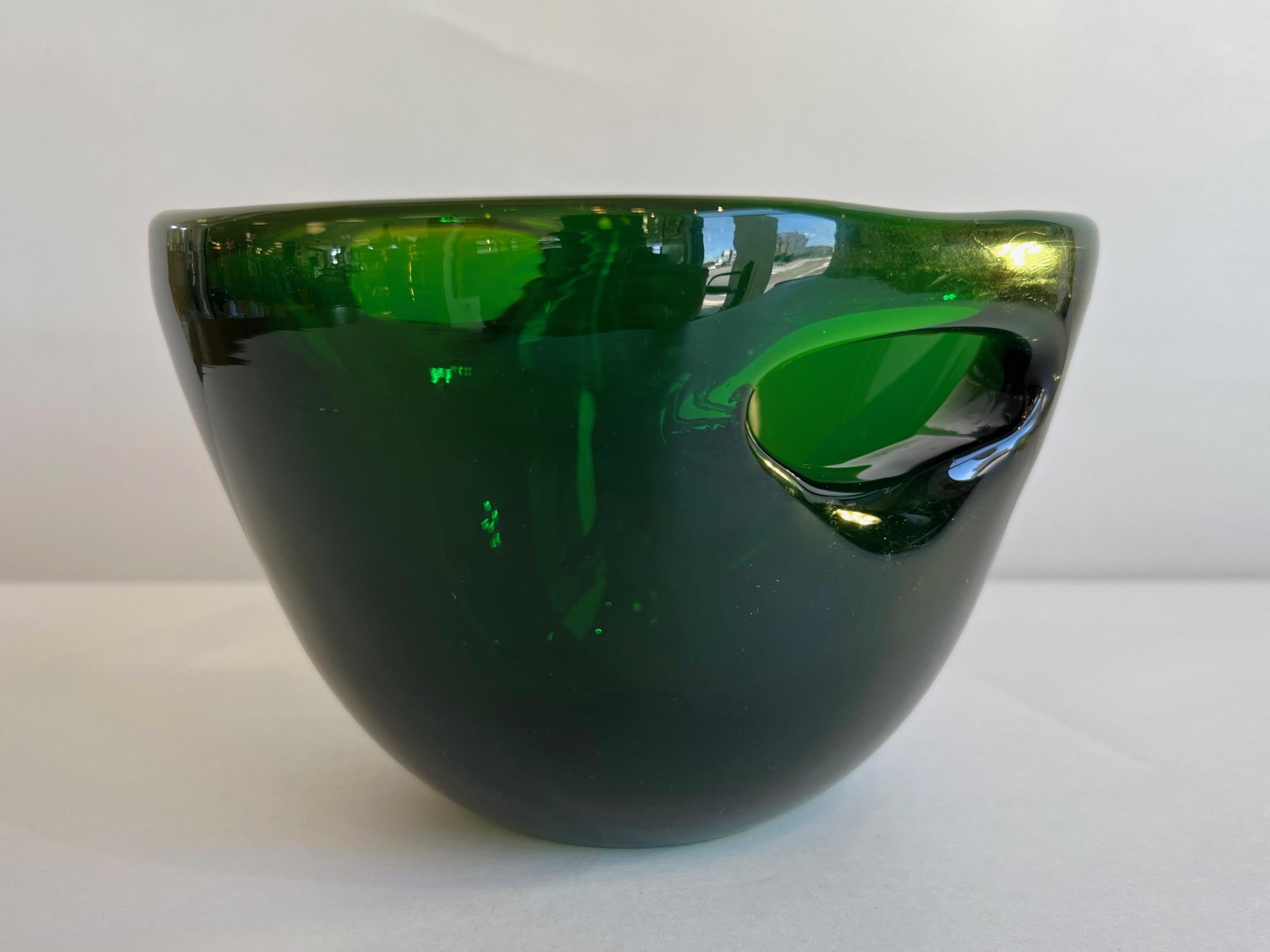 American Wayne Husted for Blenko Emerald Green Double-Pierced Glass Bowl #5819, 1958