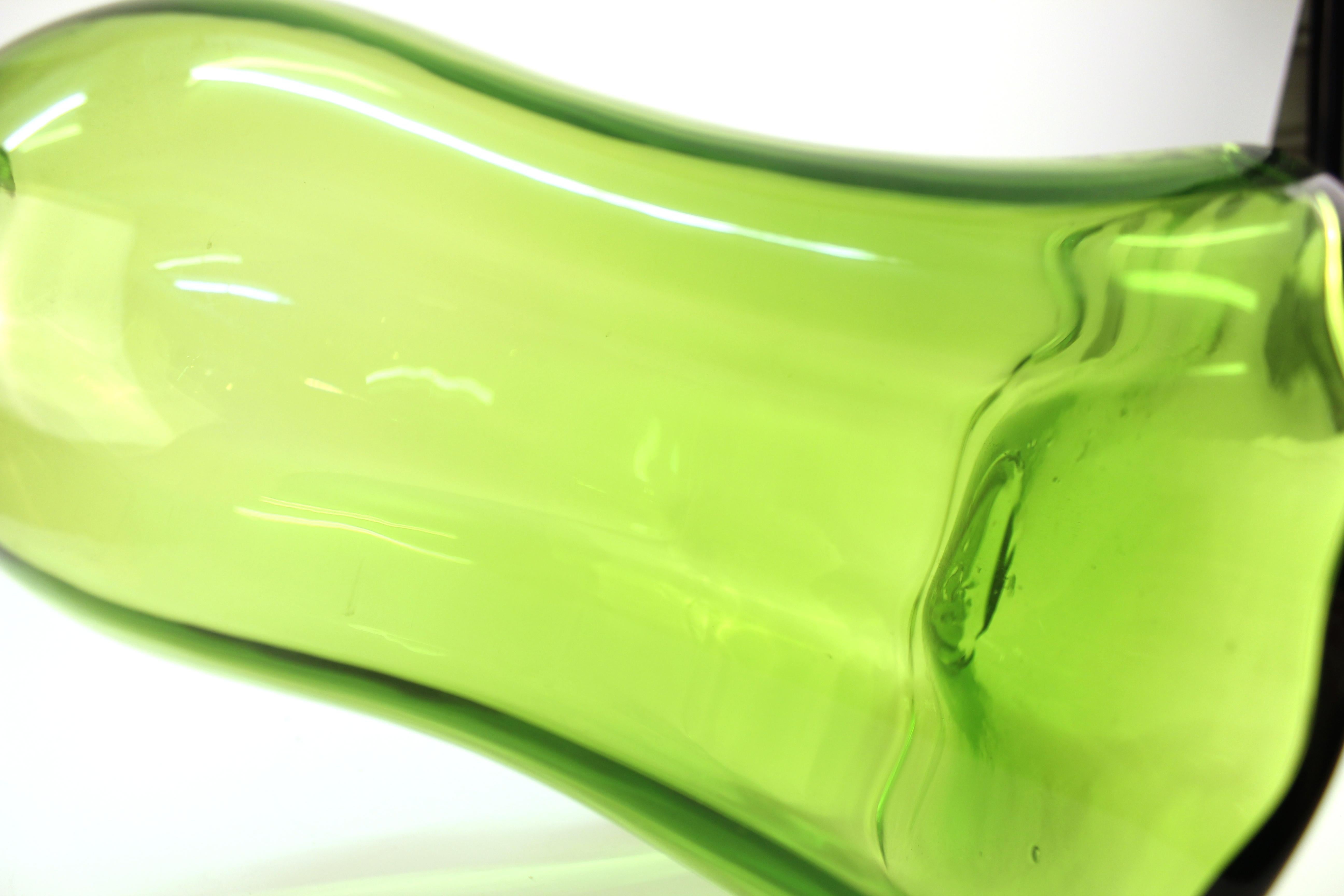 Wayne Husted for Blenko Mid-Century Modern Lime Green Glass Decanter In Good Condition In New York, NY