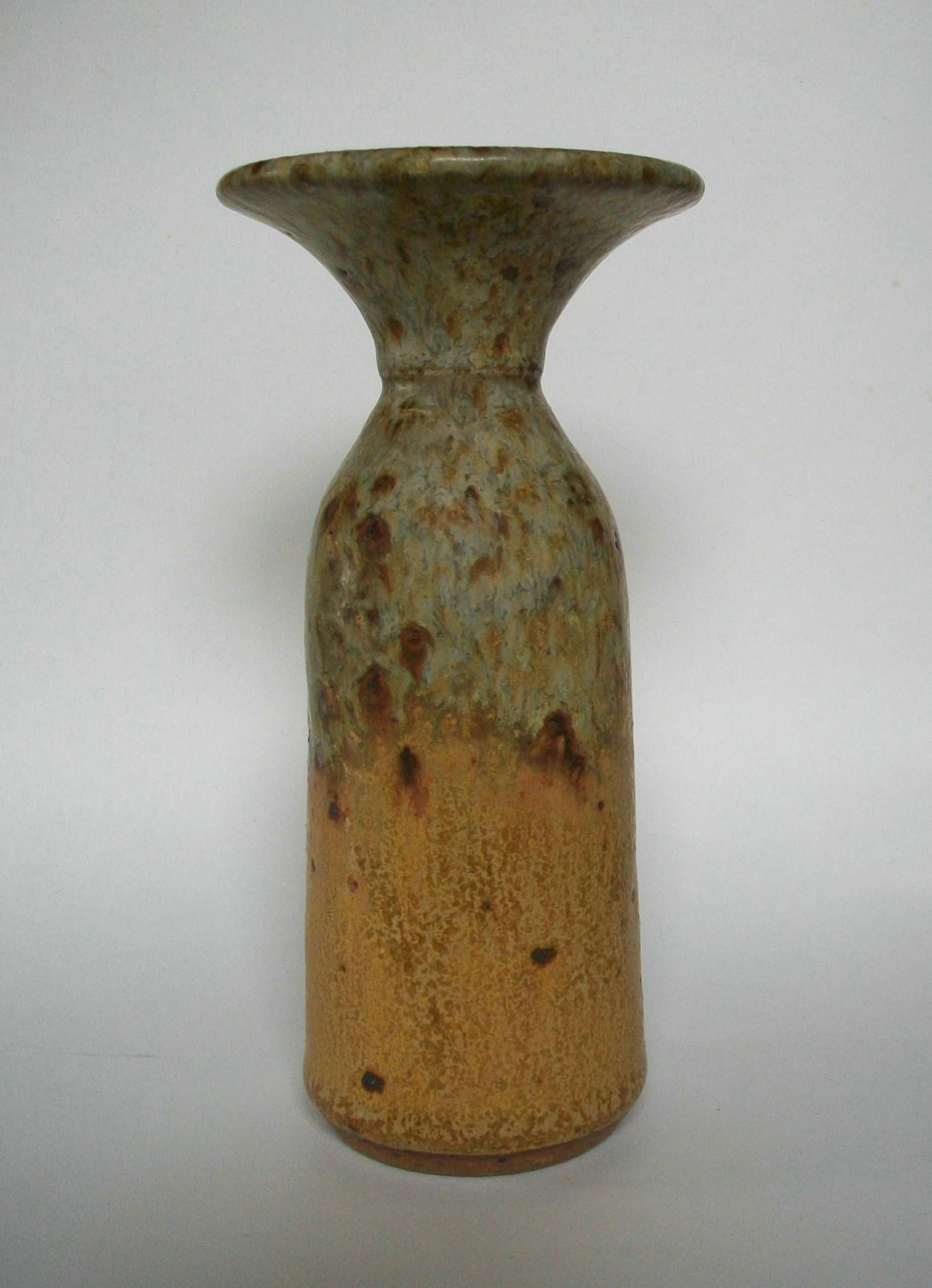 Mid-Century Modern Wayne Taylor, Studio Pottery Bud Vase with Flared Mouth, Canada, circa 1970s For Sale