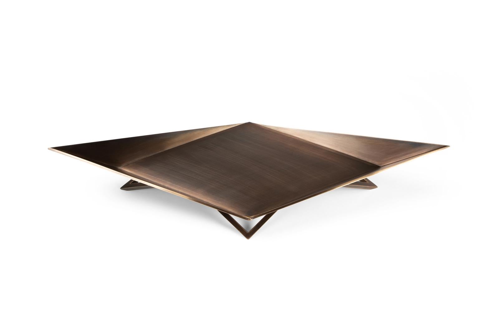 Centre de table Waypoint, acier noirci, par Force/Collide en vente 2