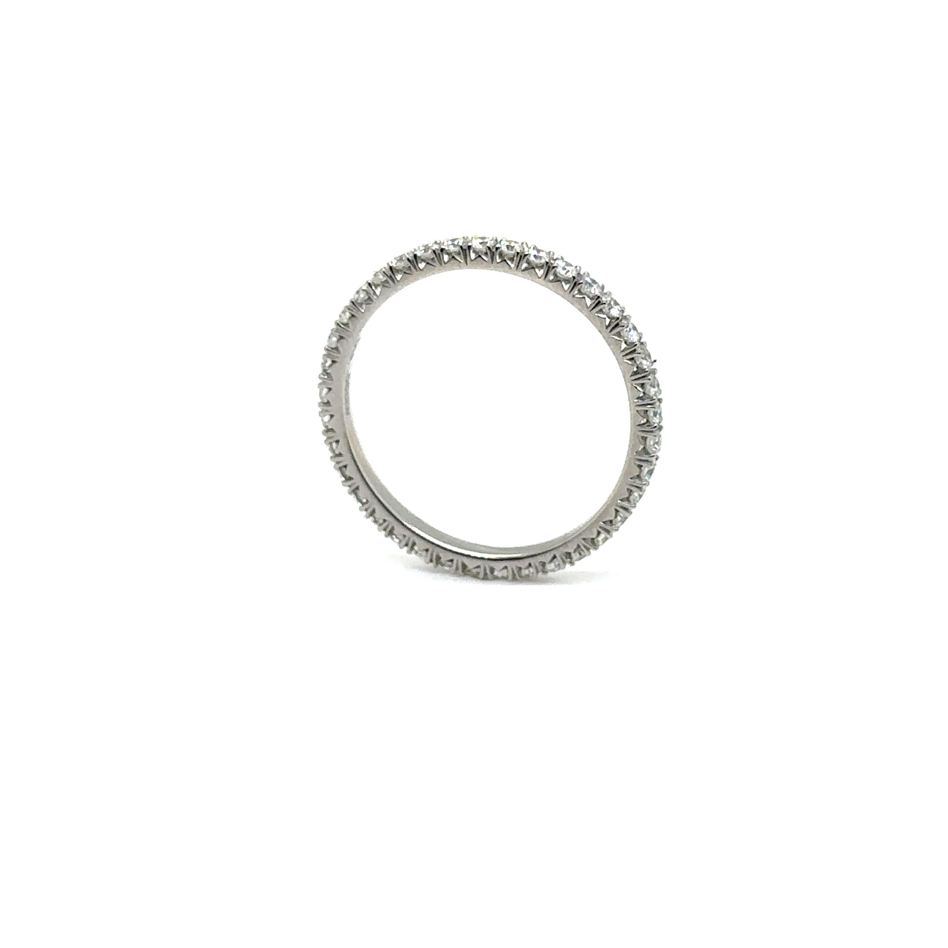 WB-1.7-33 - PLATINUM WEDDING BAND with 0.56 CWT DIAMONDS In New Condition For Sale In New York, NY