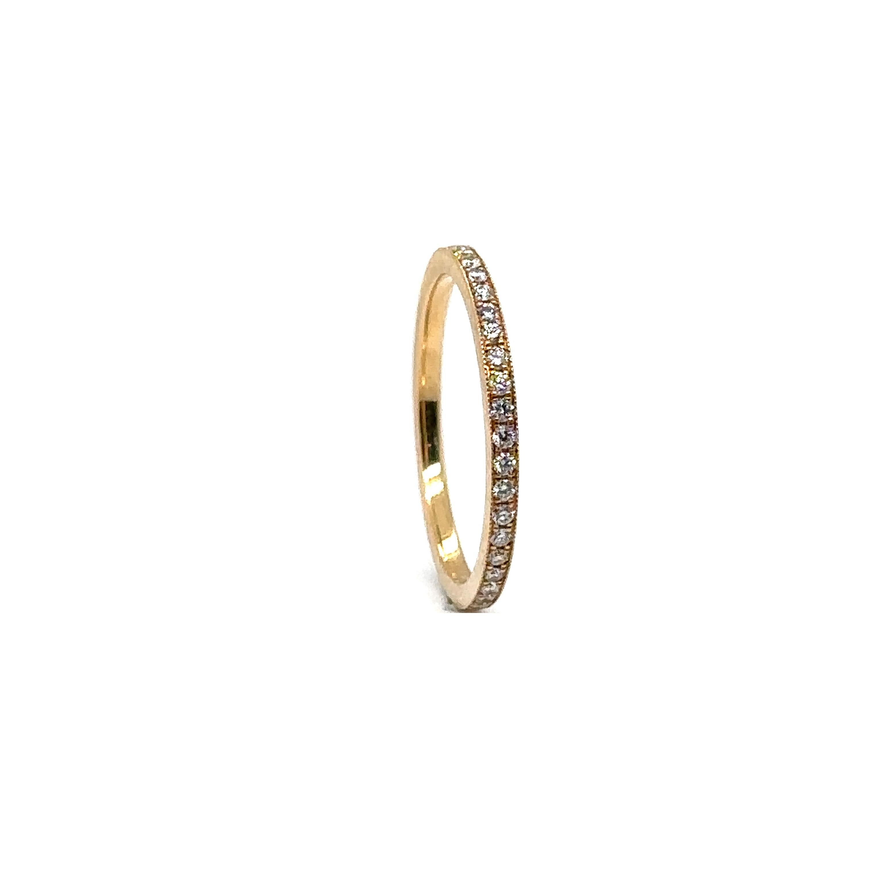 WB-1.7-43 - 18K YELLOW GOLD WEDDING BAND with DIAMONDS In New Condition For Sale In New York, NY