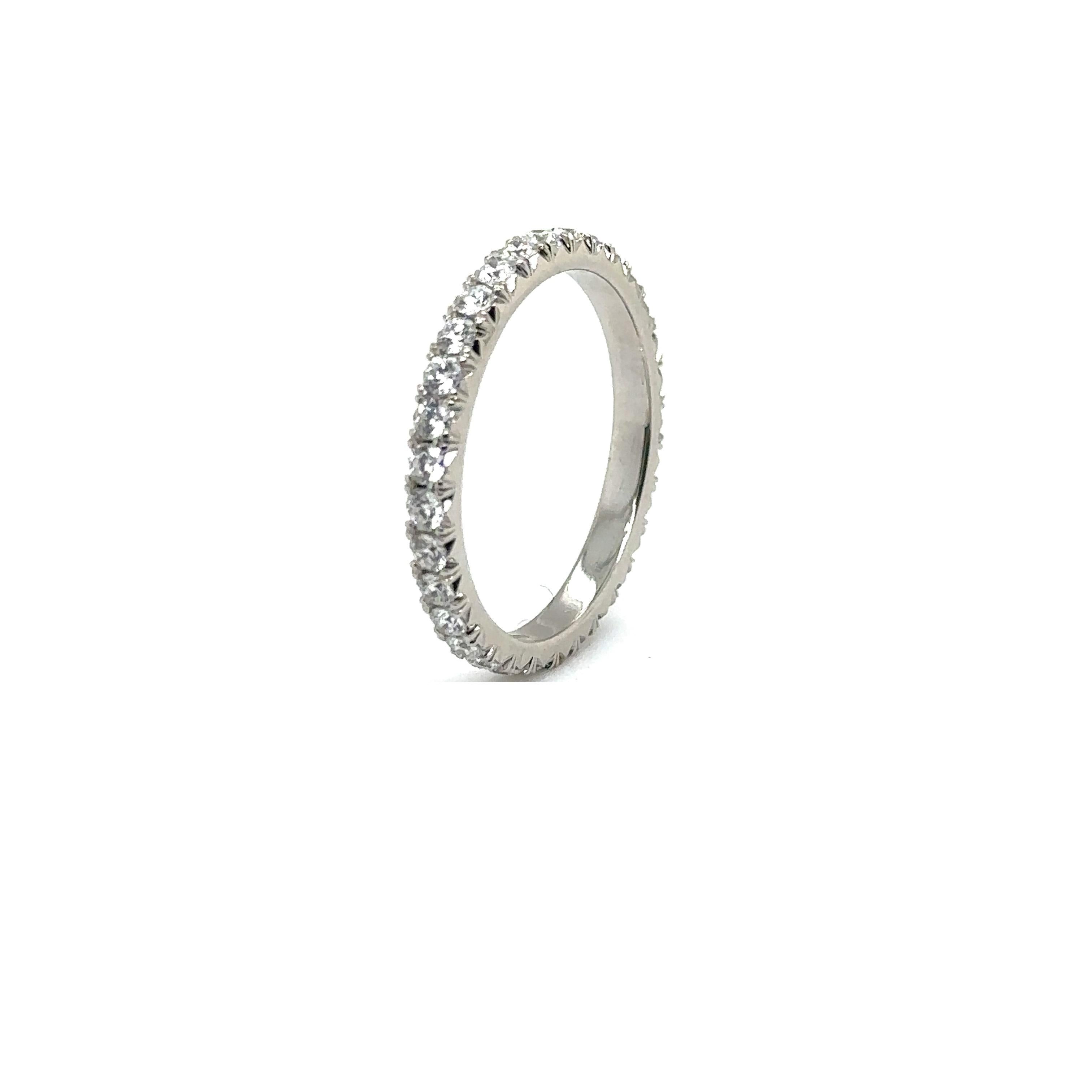 Modern WB31 PLAT - PLATINUM WEDDING BAND with 0.68 CWT DIAMONDS For Sale