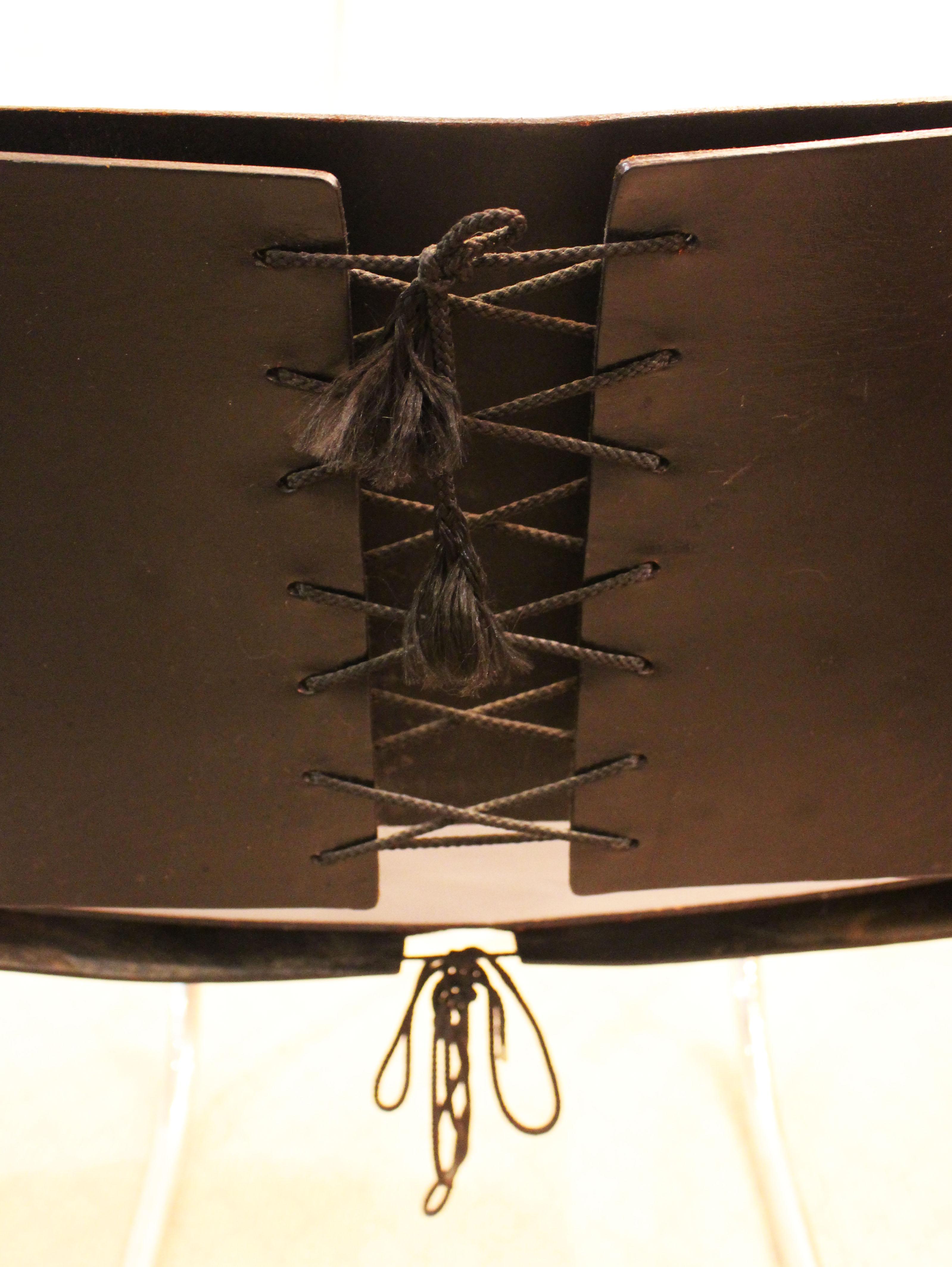 WC 1448z: Silla lateral voladiza Mies Van Der Rohe Acero en venta