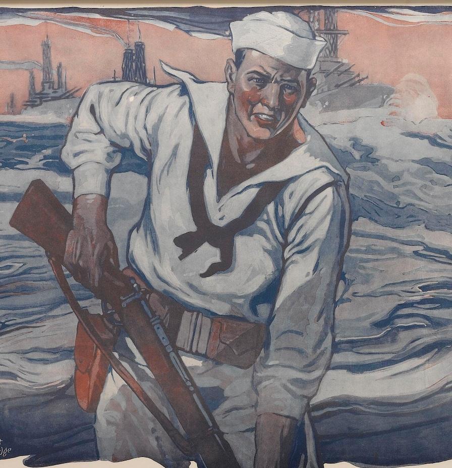 Dieses Plakat aus dem Ersten Weltkrieg zeigt einen US-amerikanischen Matrosen, der von Bord eines Schiffes geht und zum Kampf bereit ist. Im Hintergrund sind mächtige Kriegsschiffe zu sehen, die den Rahmen bilden. Darunter steht: 