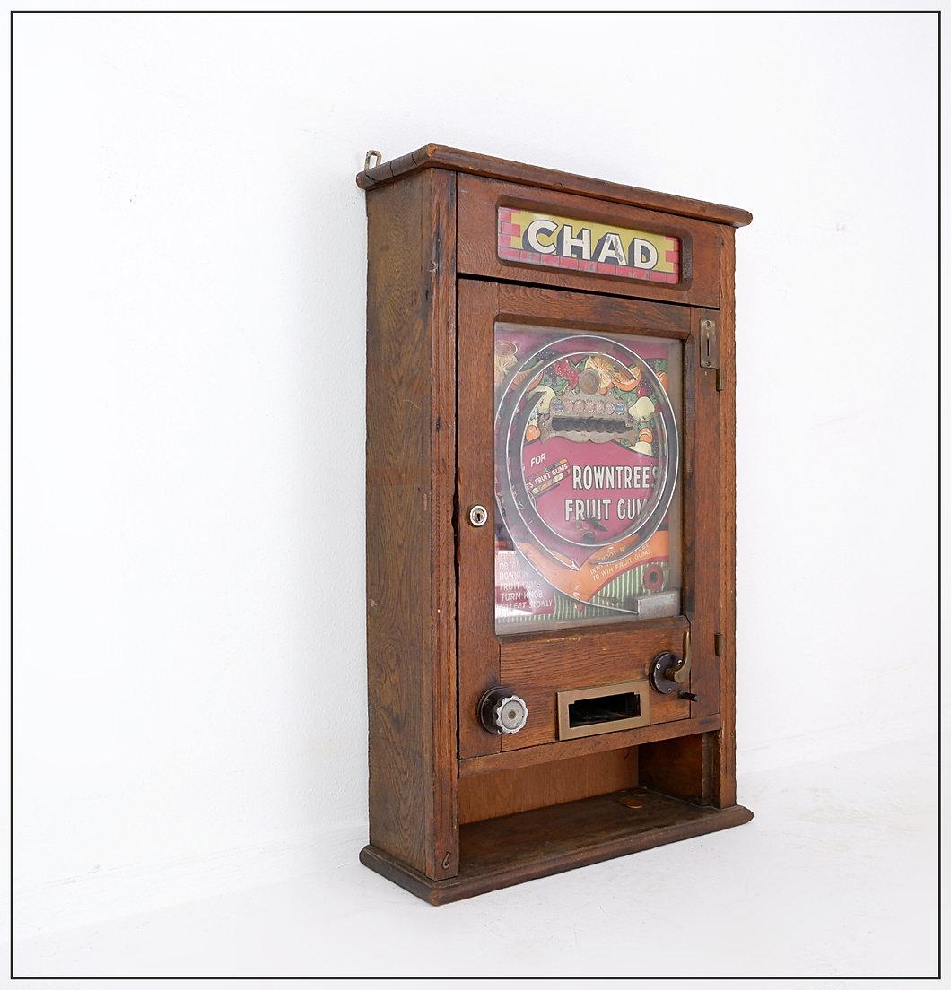 Usure correspondant à l'âge et à l'usage.  Penny machines 