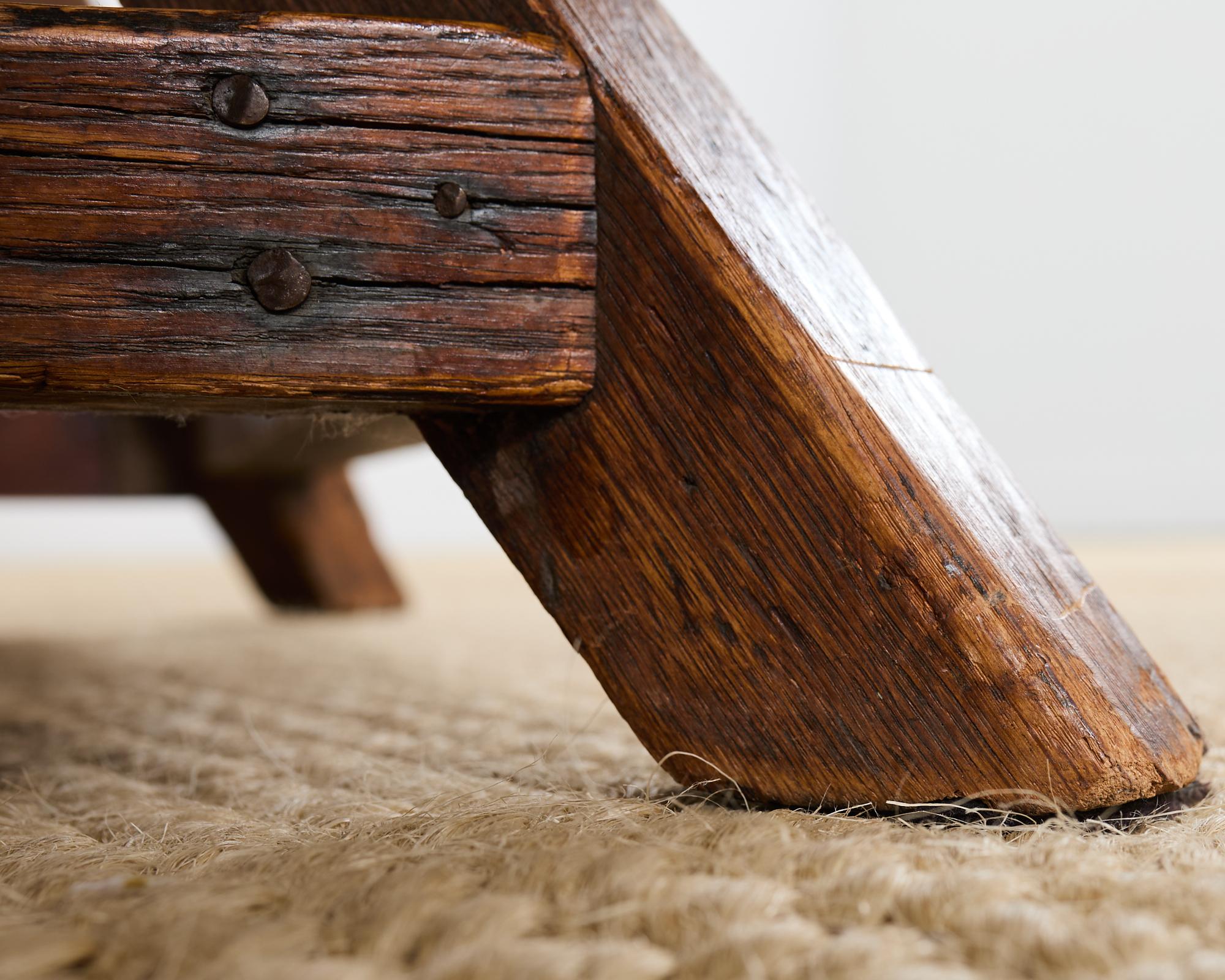 Weathered Country Italian Pine Round Farmhouse Dining Table 10