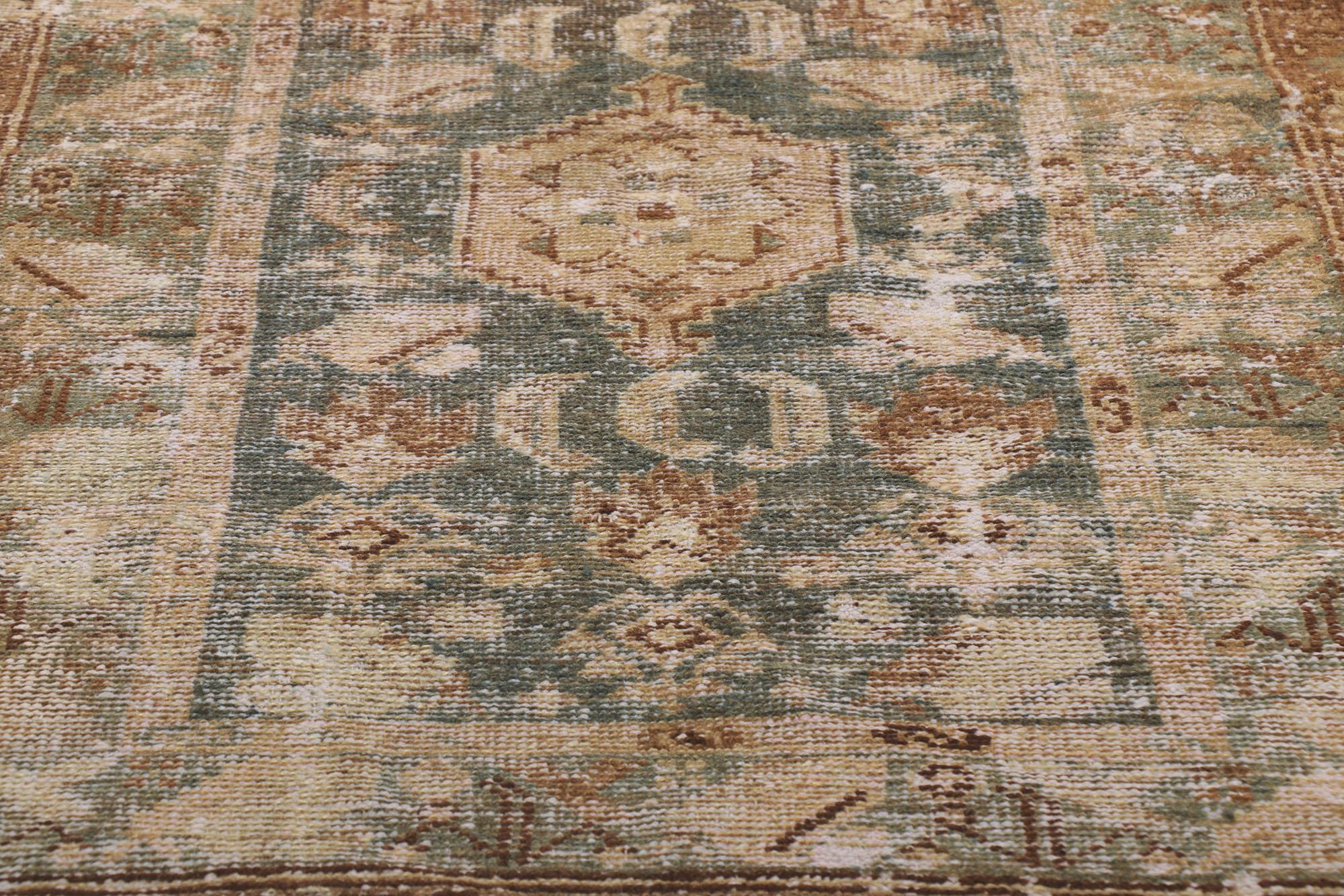 Weathered Distressed Antique Persian Malayer Rug In Distressed Condition For Sale In Dallas, TX