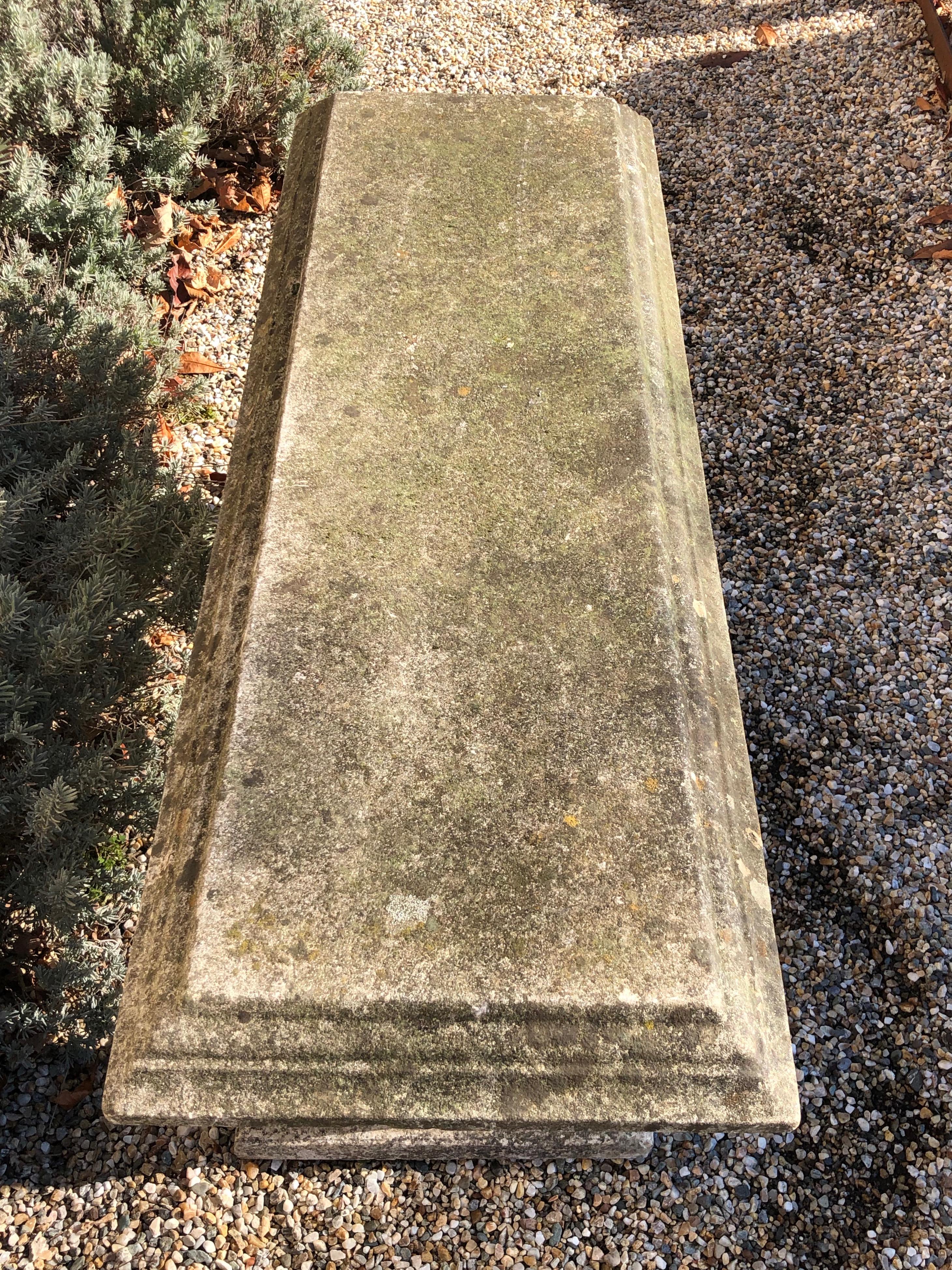 Weathered English Cast Stone Garden Bench with Tiered Decorative Edging In Good Condition In Woodbury, CT