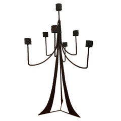 Candelabro da terra in acciaio industriale invecchiato