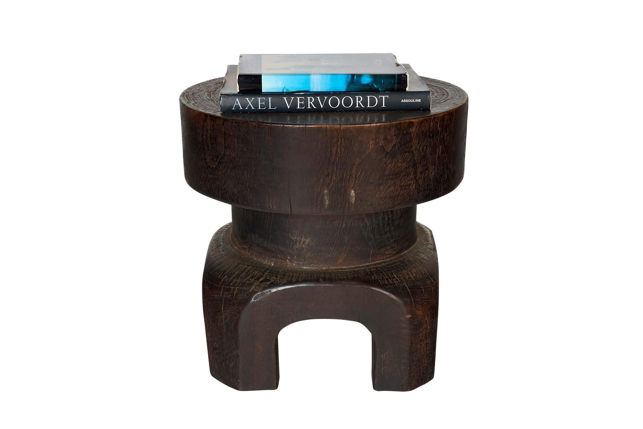 Organico moderno Tavolino in stile giapponese in patina invecchiata in vendita