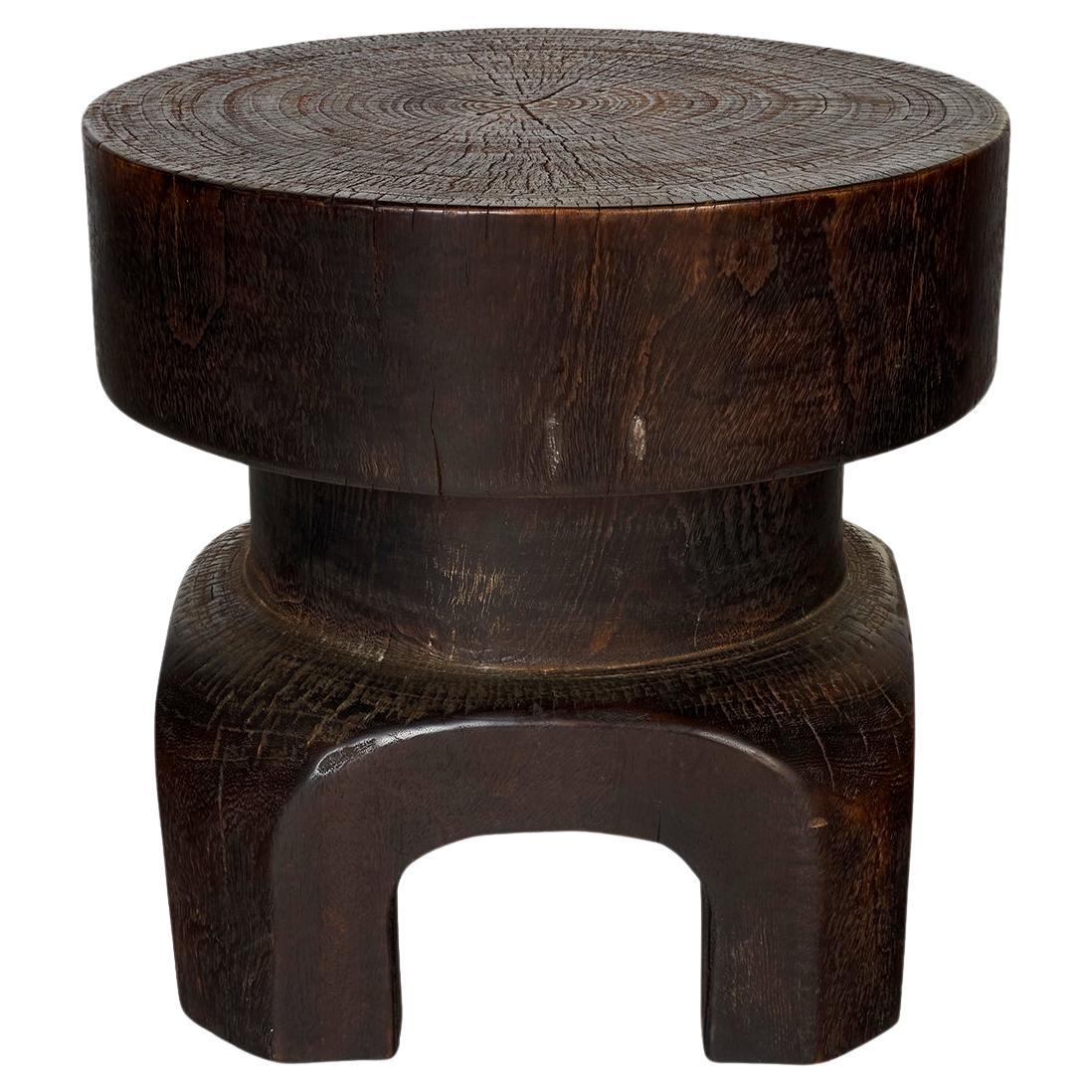 Tavolino in stile giapponese in patina invecchiata in vendita
