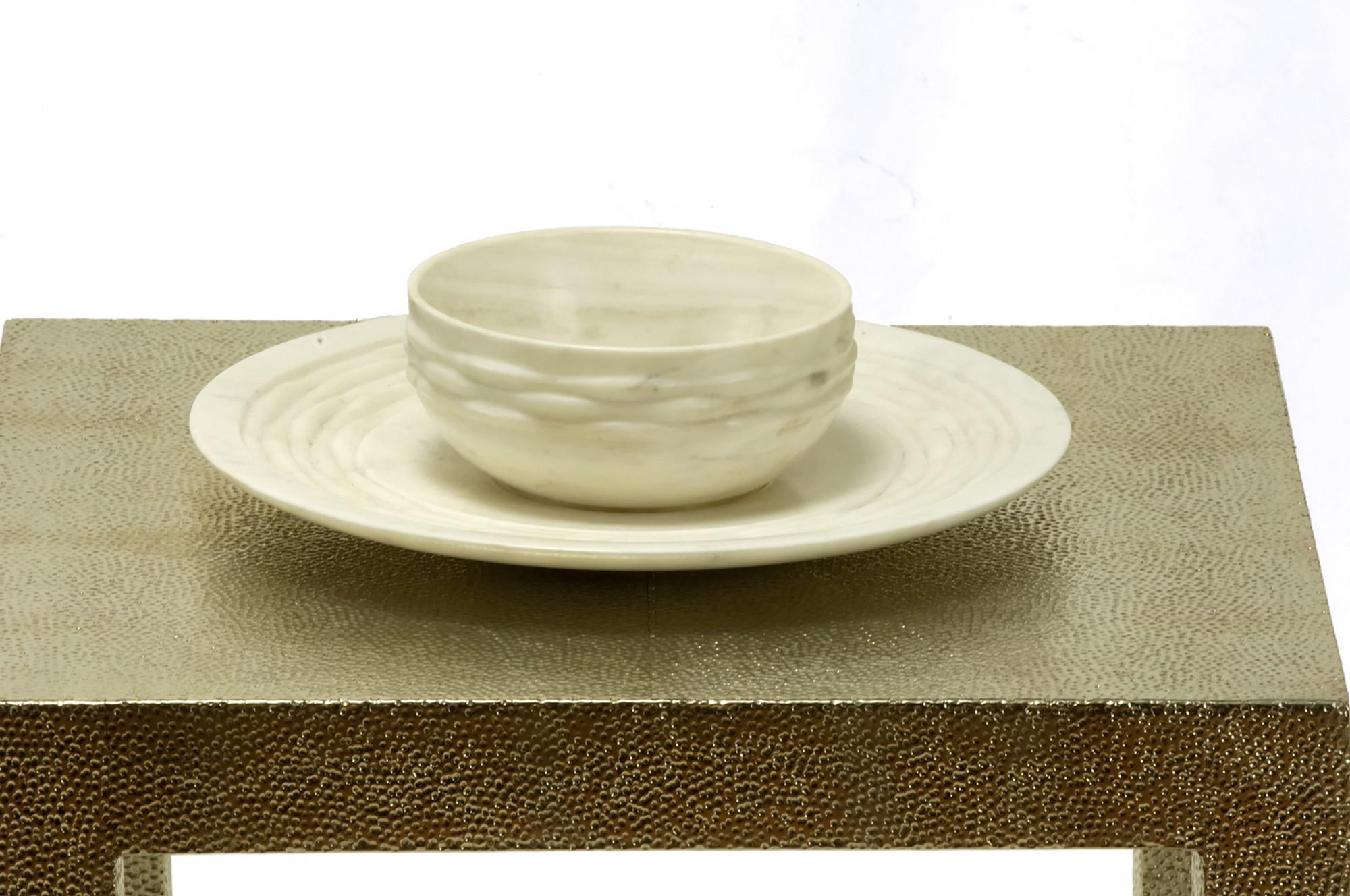 Altro Ciotola Weave in marmo bianco realizzata a mano in India da Stephanie Odegard in vendita