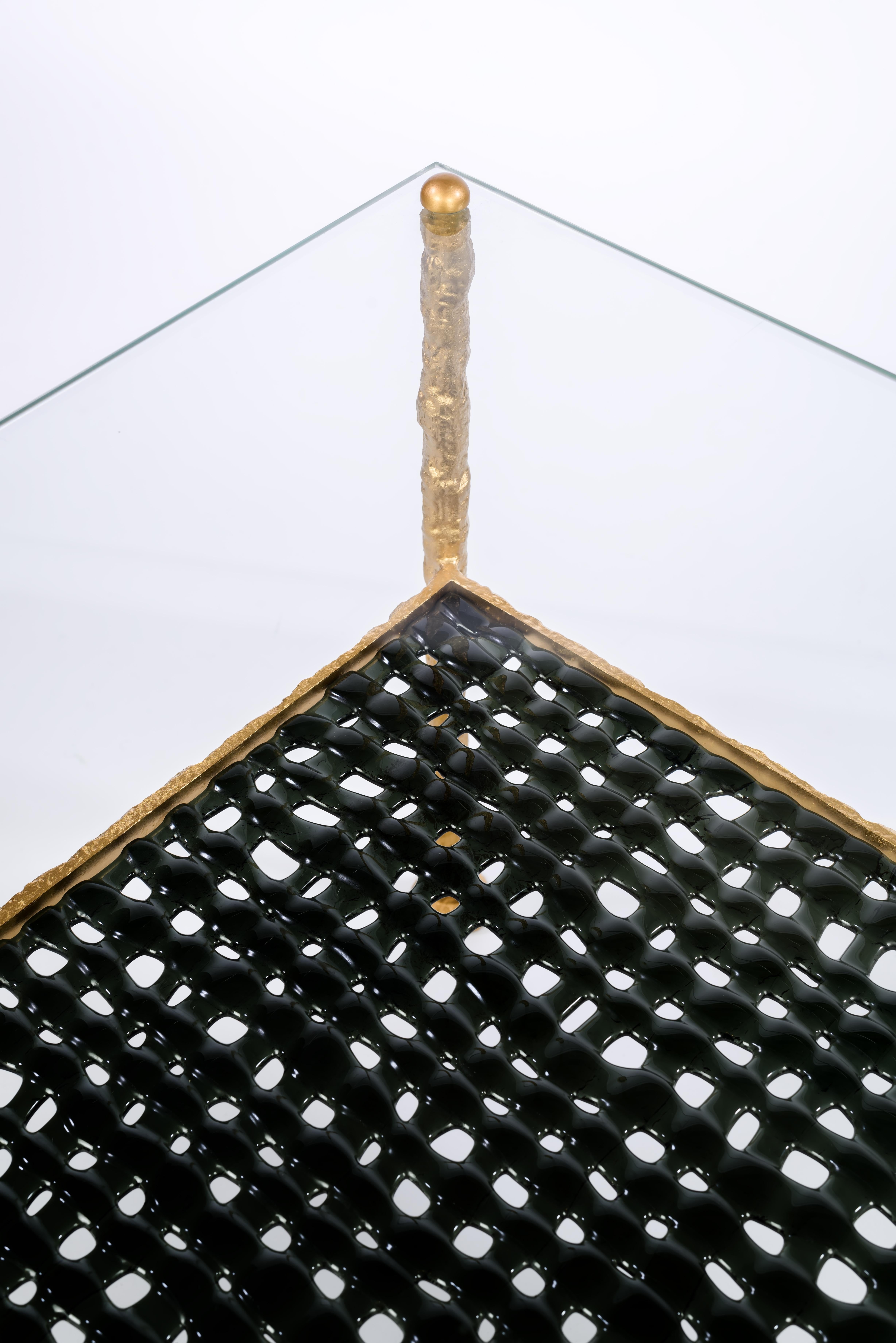 WEAVE- Mesa de centro de latón macizo y cristal hecha a mano Latón en venta