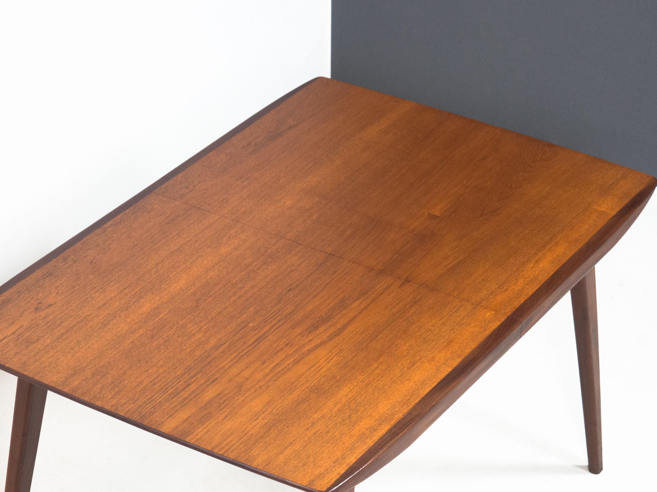 Dutch Wébé model ‘Milaan’ teak dining table – Louis van Teeffelen For Sale