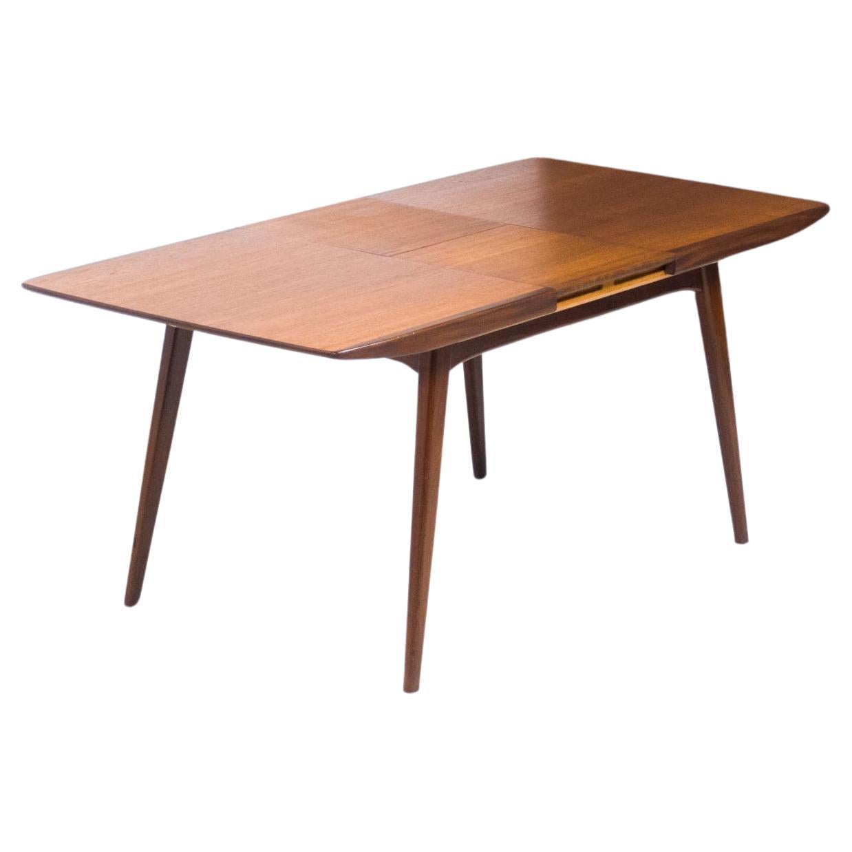 Wébé model ‘Milaan’ teak dining table – Louis van Teeffelen For Sale