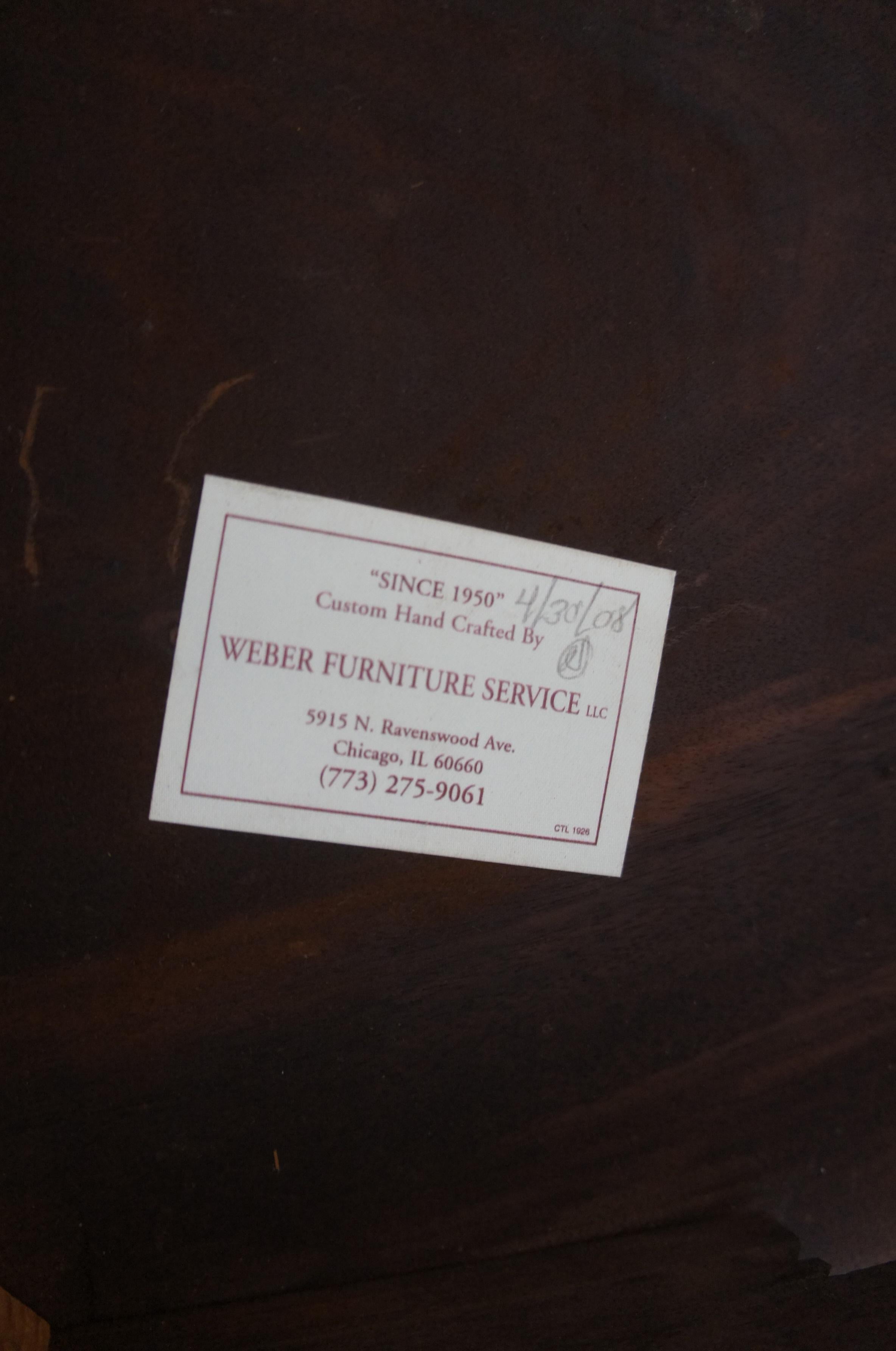 Weber Furniture Empire Revival amerikanischer Konsolentisch aus geflammtem Mahagoni mit hängenden Blättern im Angebot 1