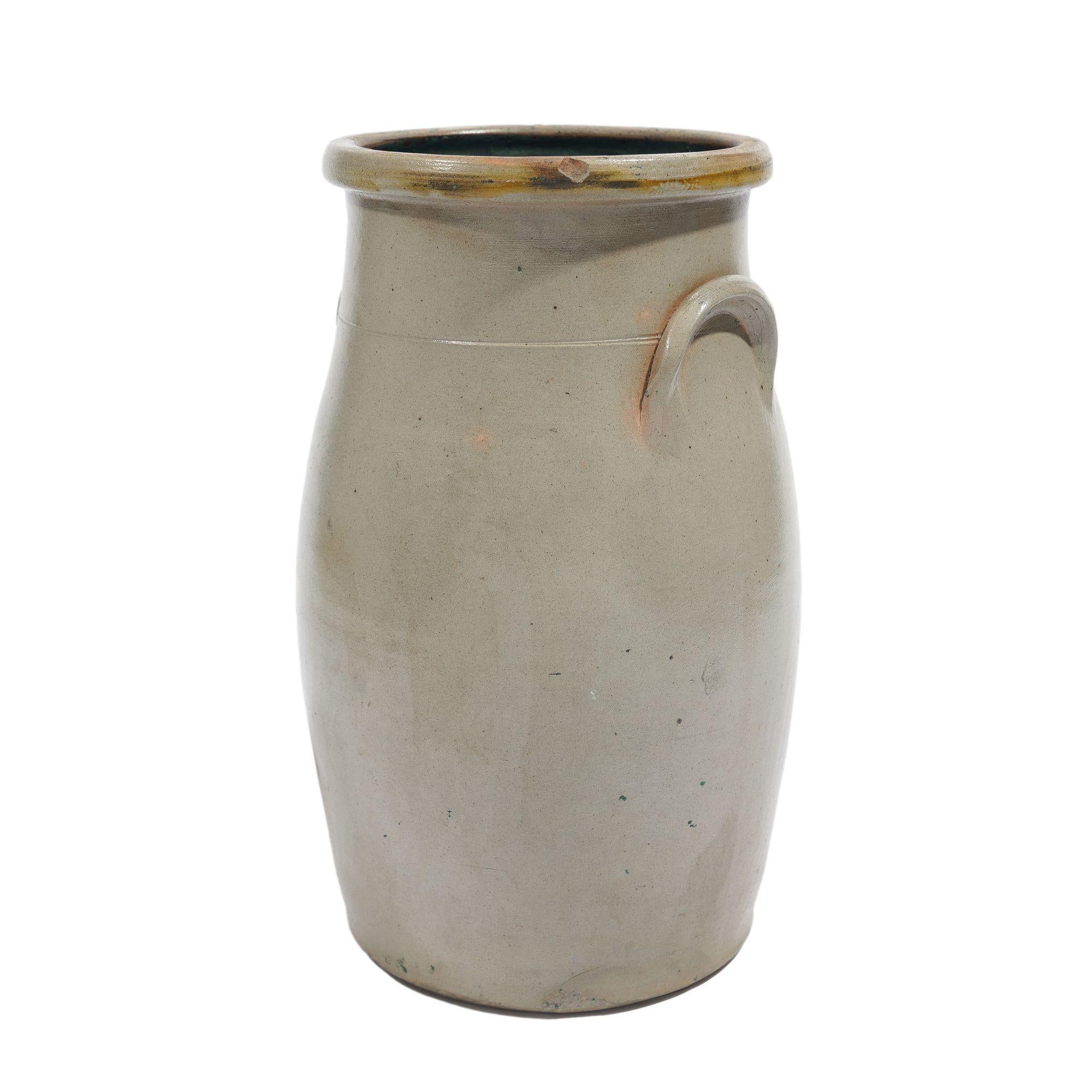 Webster & Seymour two gallon salt glazed stoneware churn, c. 1857-67 In Good Condition In Kenilworth, IL