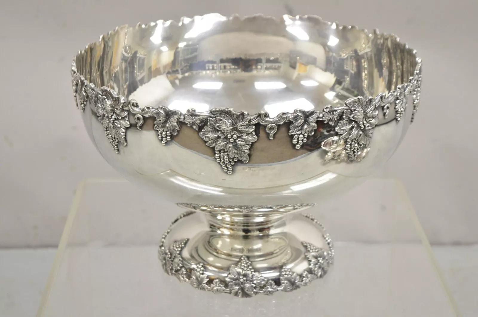 Ensemble à punchs Webster Wilcox International Grapevine Silver Plated - 14 pièces en vente 1