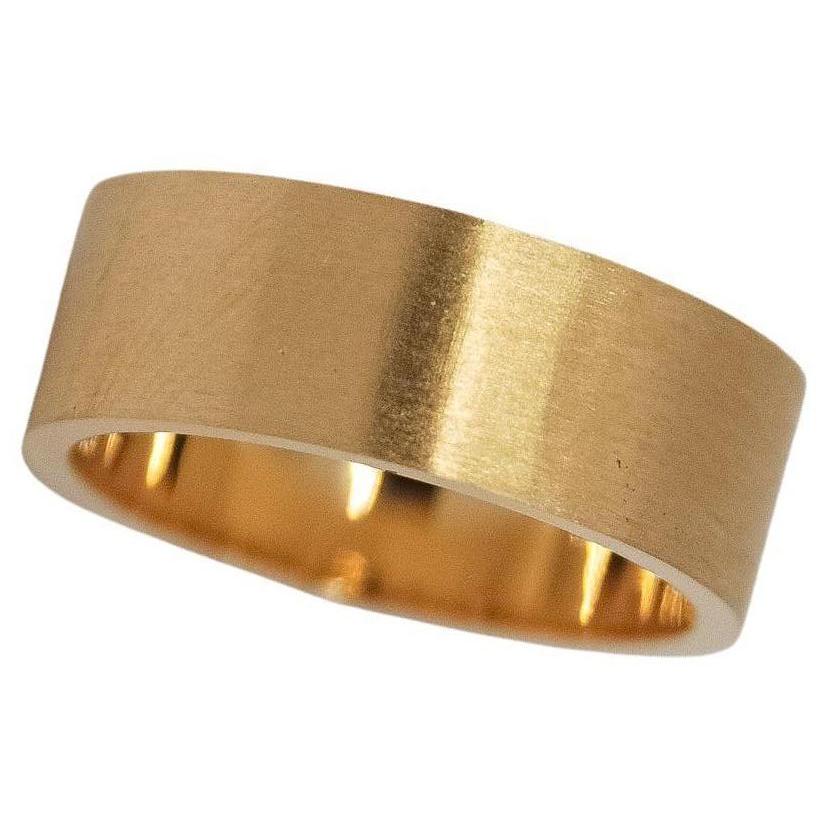 For Sale:  Wedding Band Ring in 18kt Gold 4