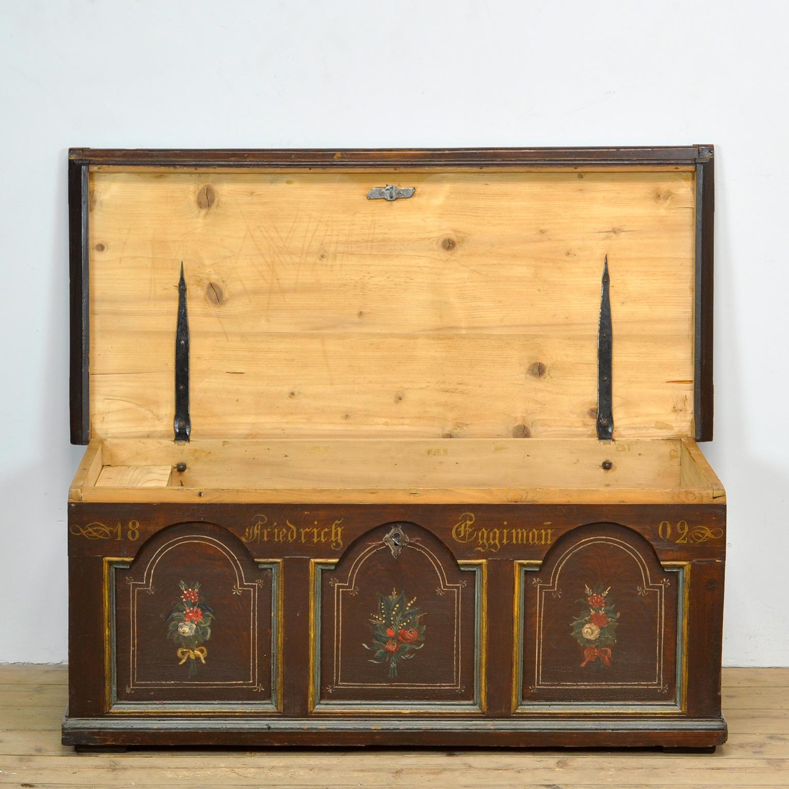 Hand-Painted Wedding Chest From 1802 For Sale