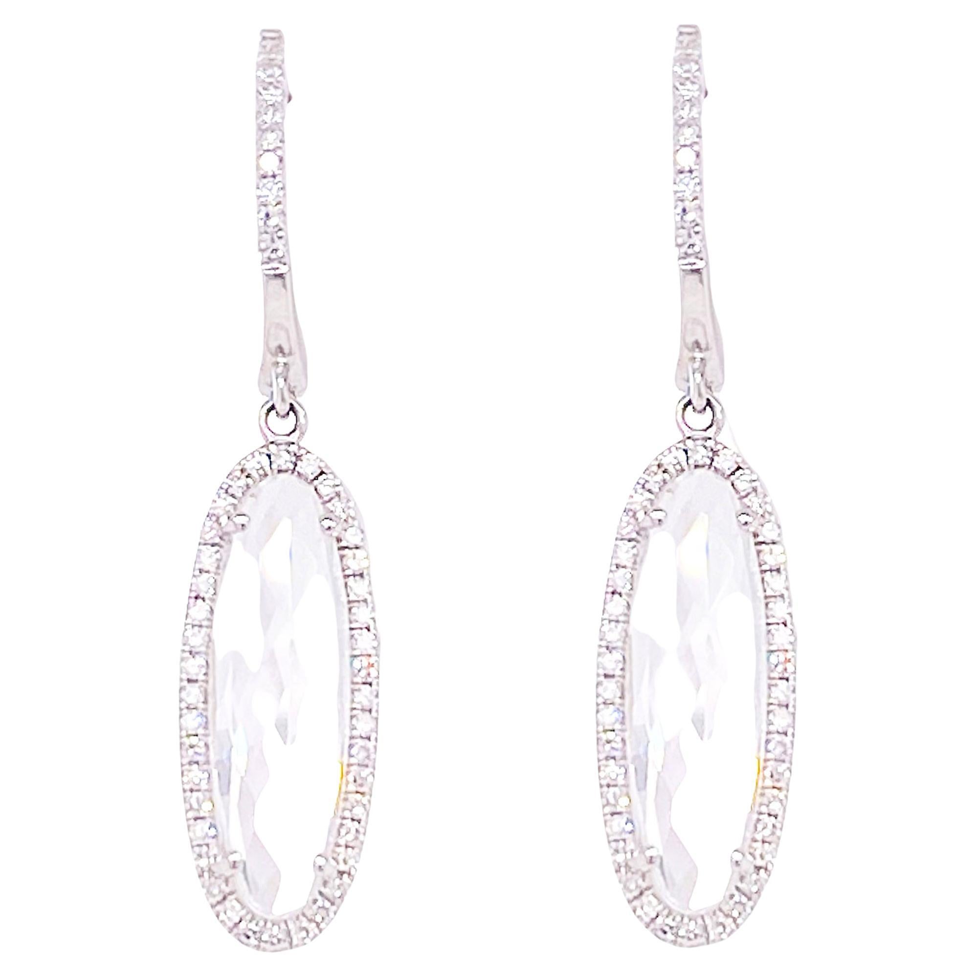 Boucles d'oreilles pendantes de mariage en or blanc avec diamants et topaze blanche ovale, fermoir à levier 