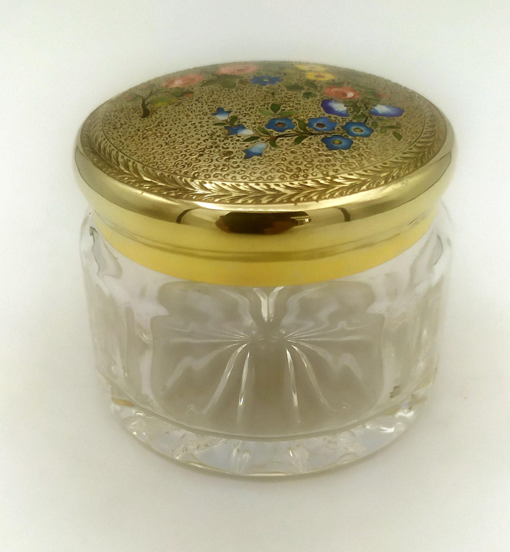 Wedding Favor Box fine engraving of flower shoots on lid 925 Silver Salimbeni In Excellent Condition For Sale In Firenze, FI