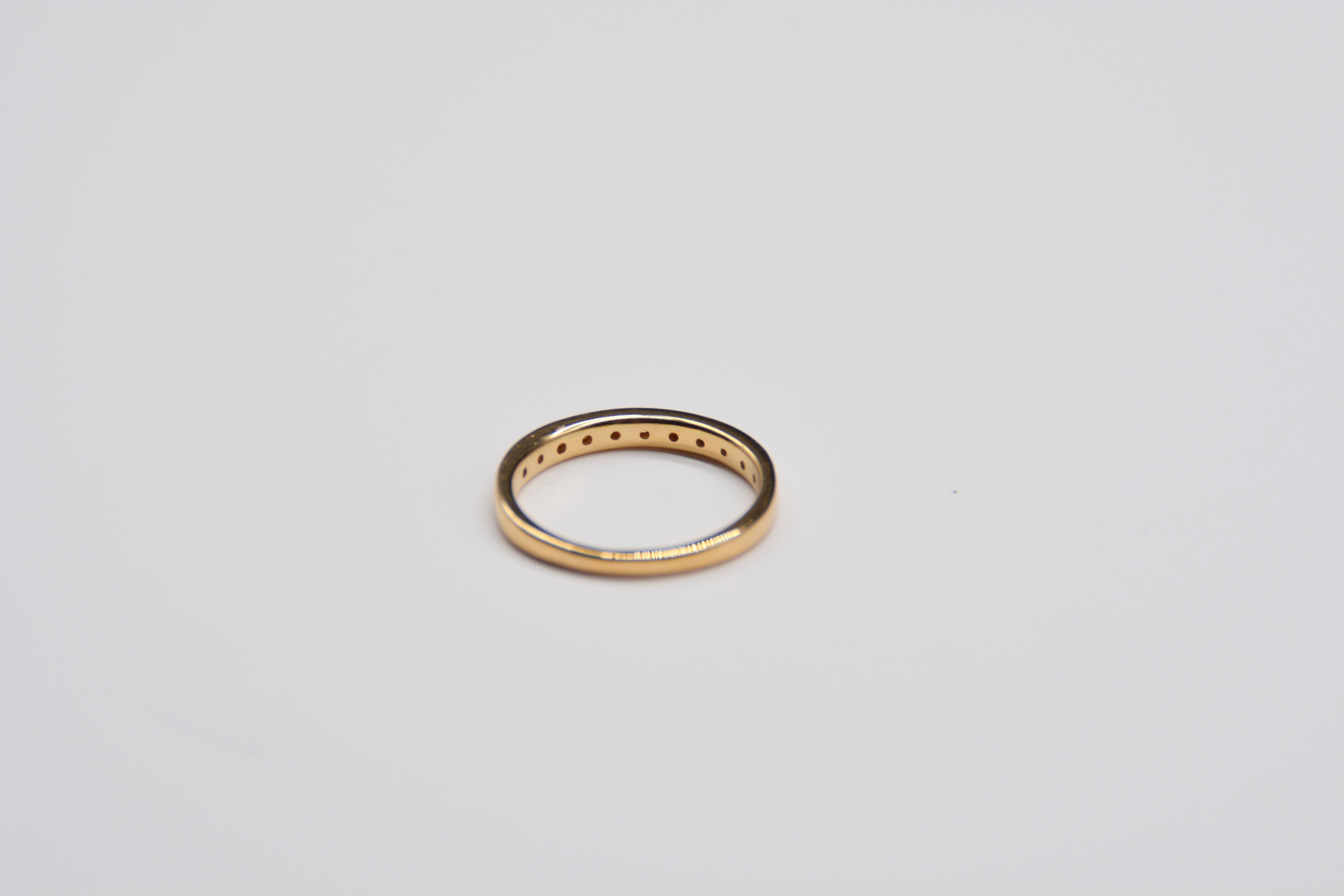 Women's Wedding Ring Diamonds Yellow Gold For Sale