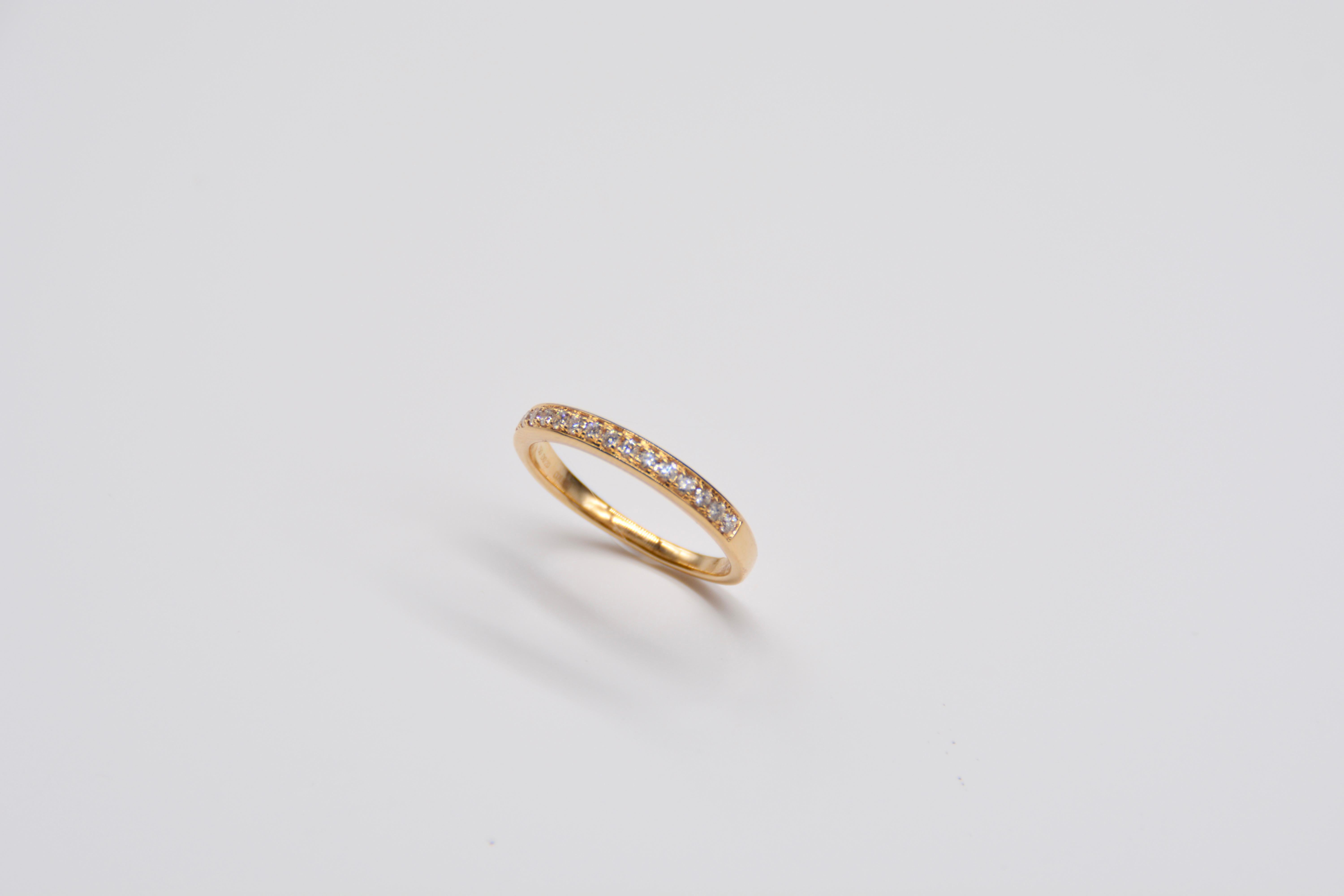 Wedding Ring Diamonds Yellow Gold For Sale 2