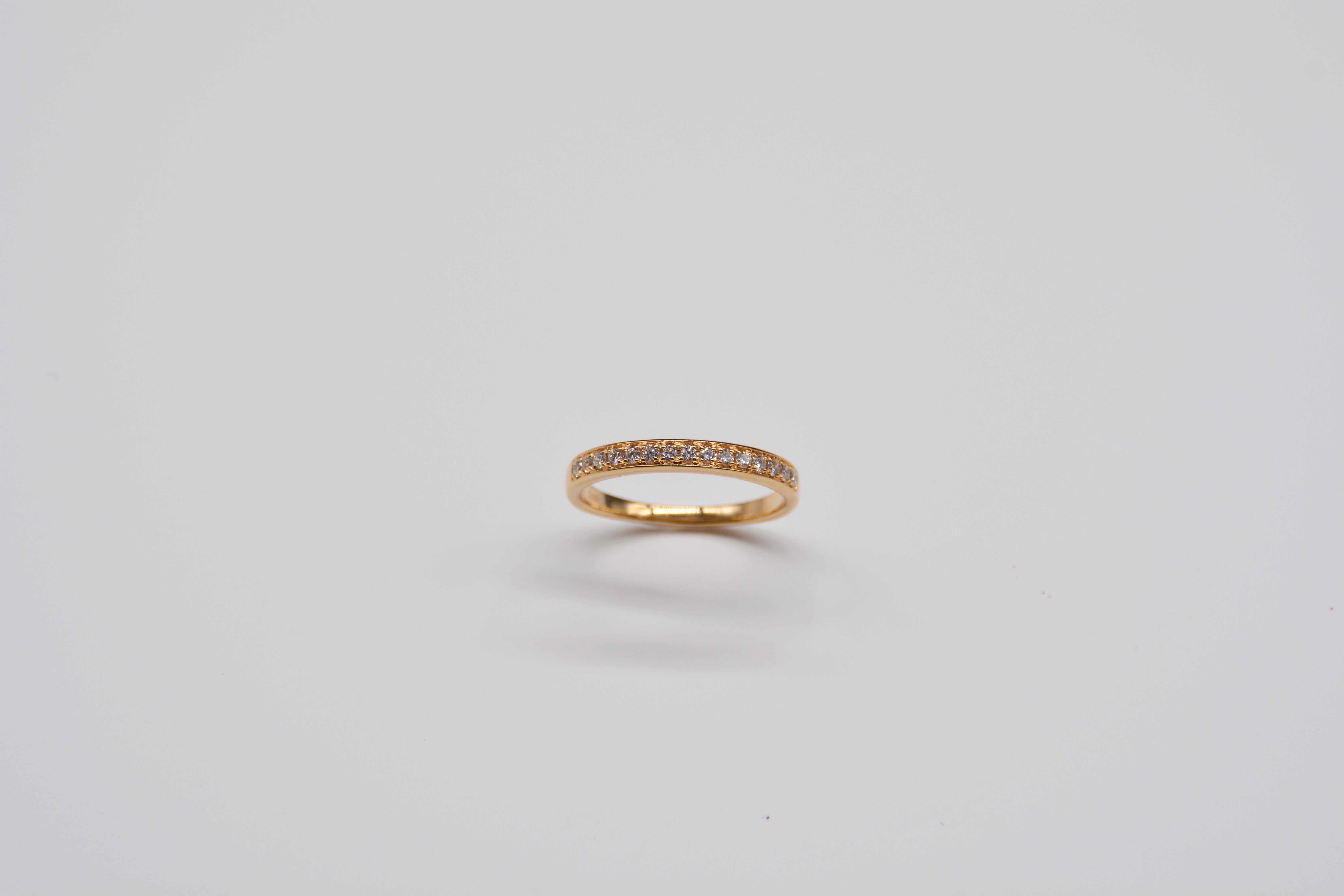 Wedding Ring Diamonds Yellow Gold For Sale 3