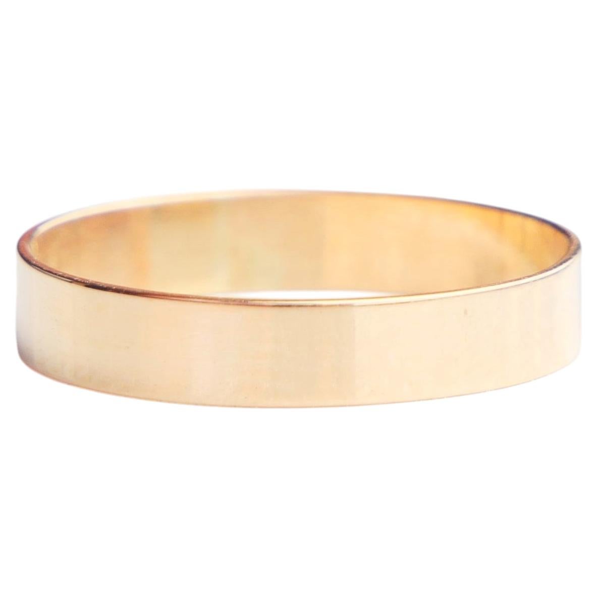 Wedding  Ring solid 18K Gold Ø 8 US / 1.8 gr For Sale