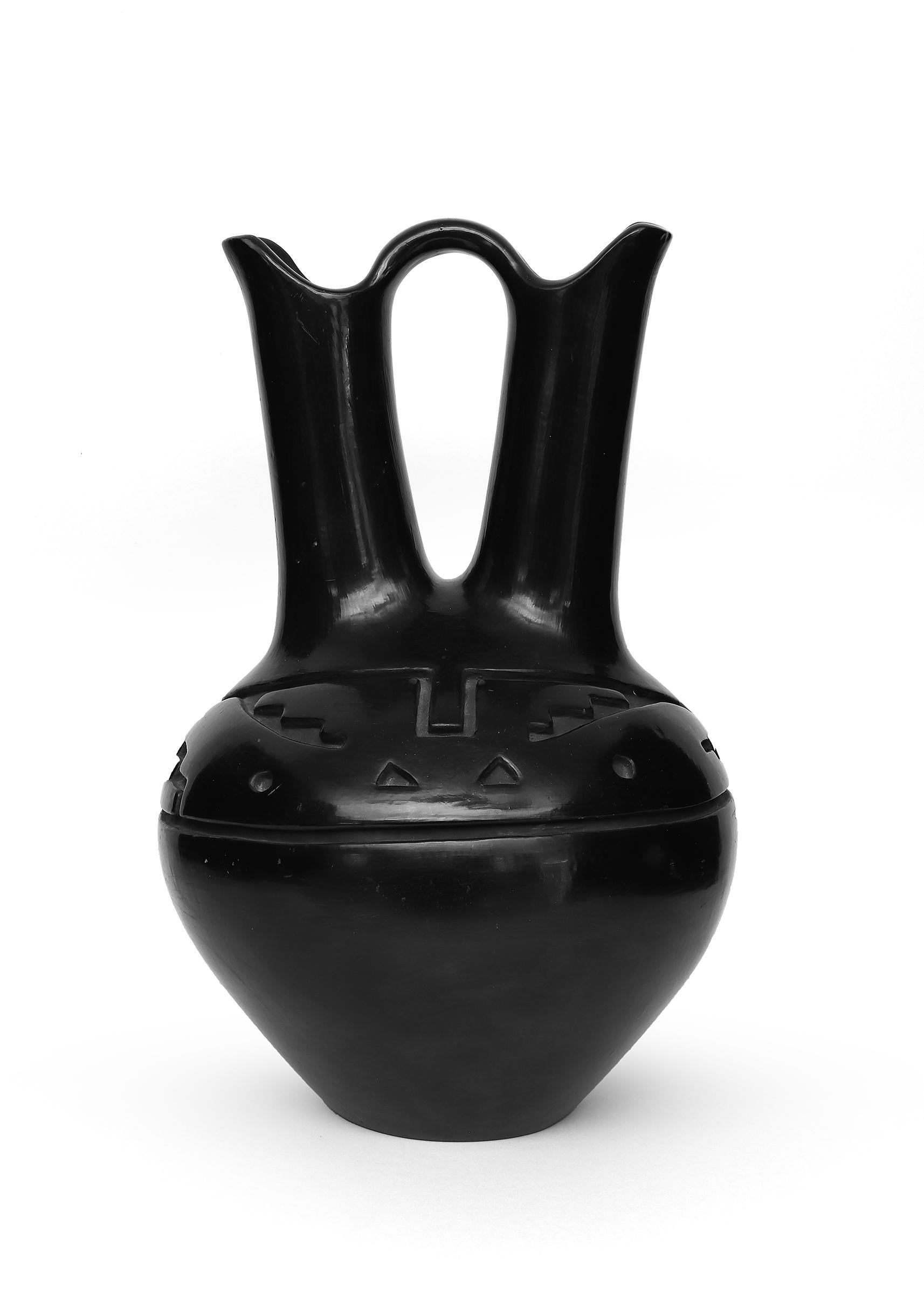 American Pottery Wedding Vase, Margaret Tafoya, 1950s Santa Clara Pueblo Sculpture For Sale