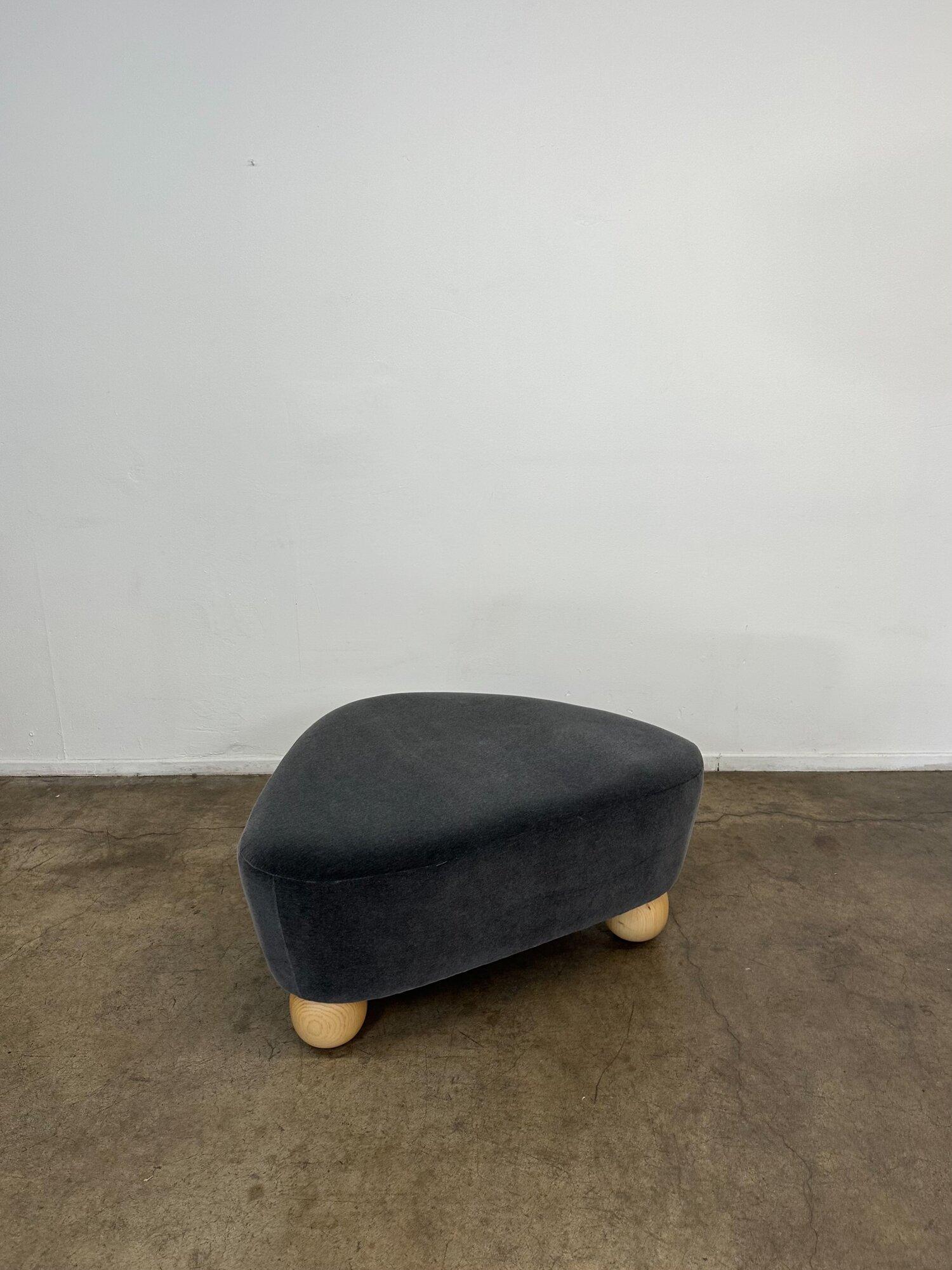 Contemporary Wedge Ottoman on Hand Turned Ball Legs For Sale