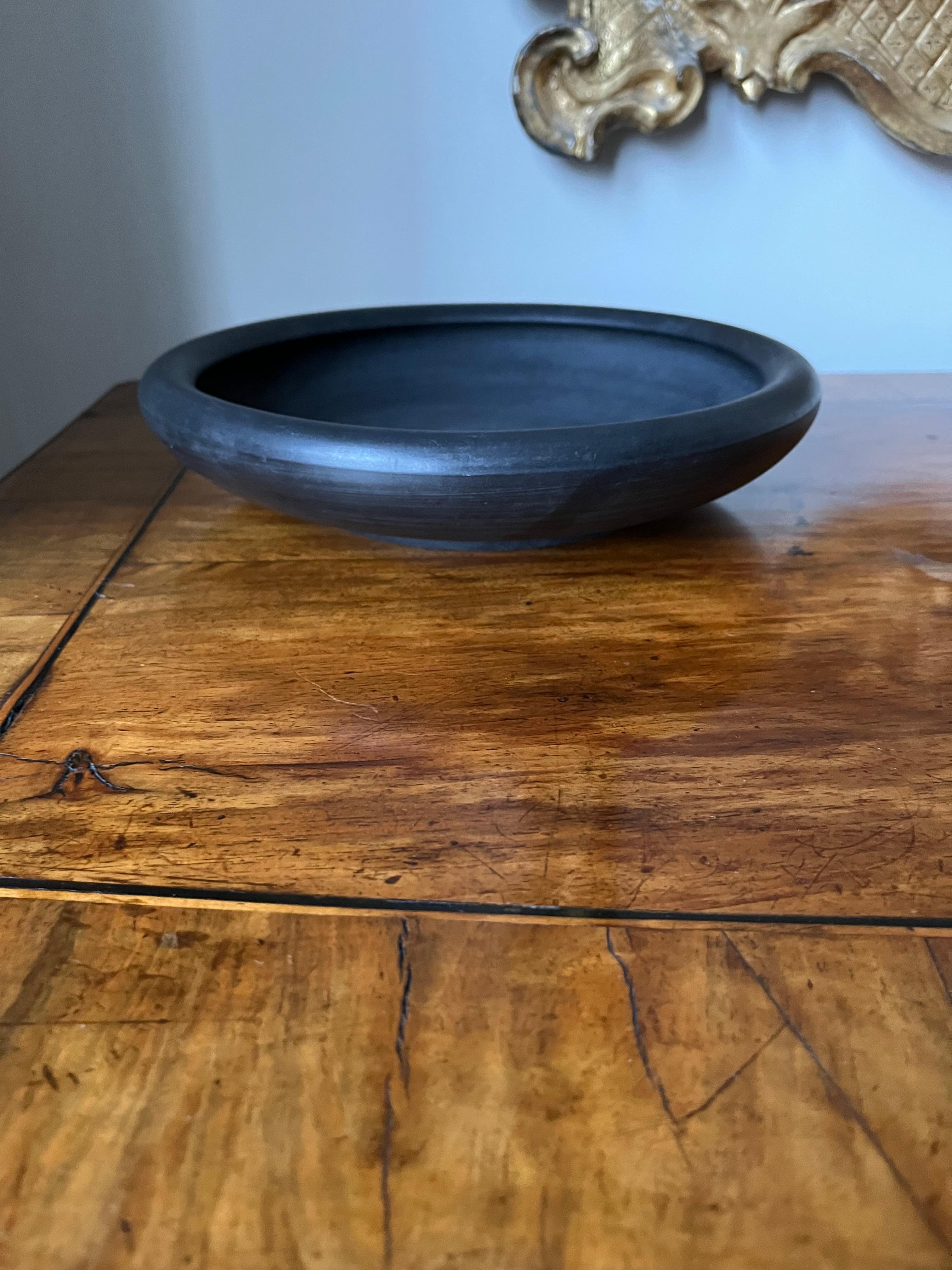 Mid-Century Modern Wedgewood black basalt bowl 