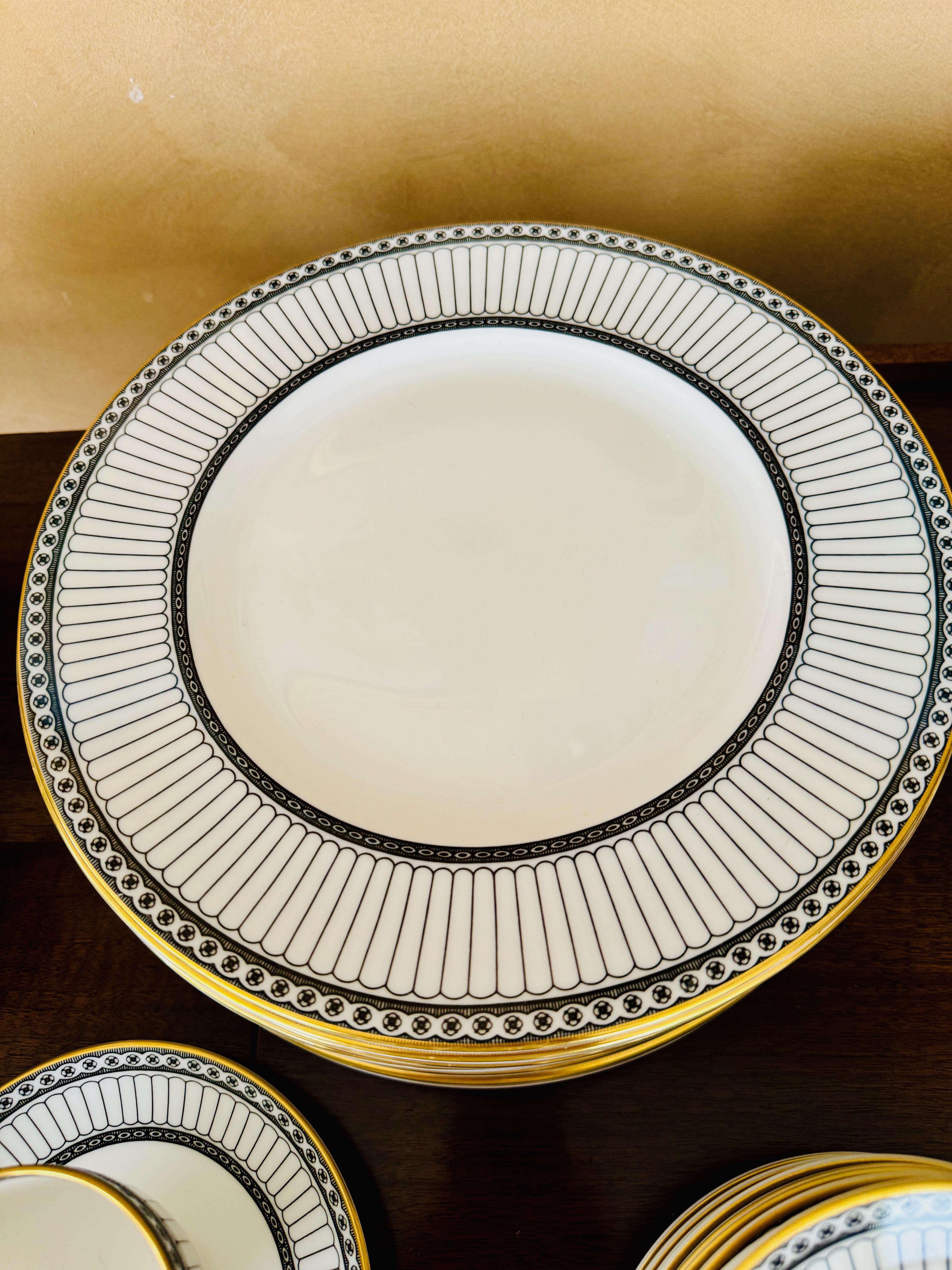 Wedgewood Vajilla de porcelana de hueso negra 