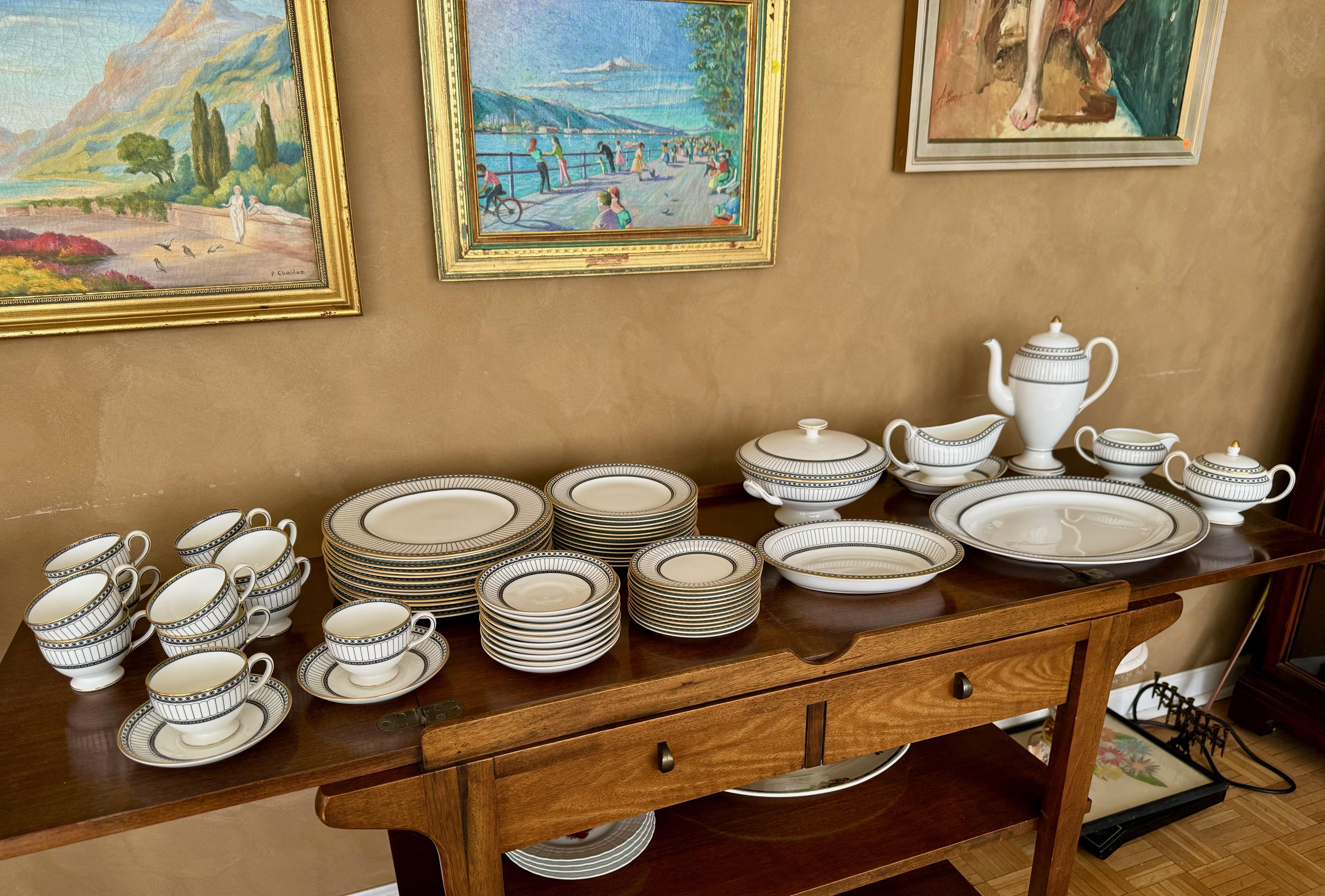 Wedgewood Vajilla de porcelana de hueso negra 