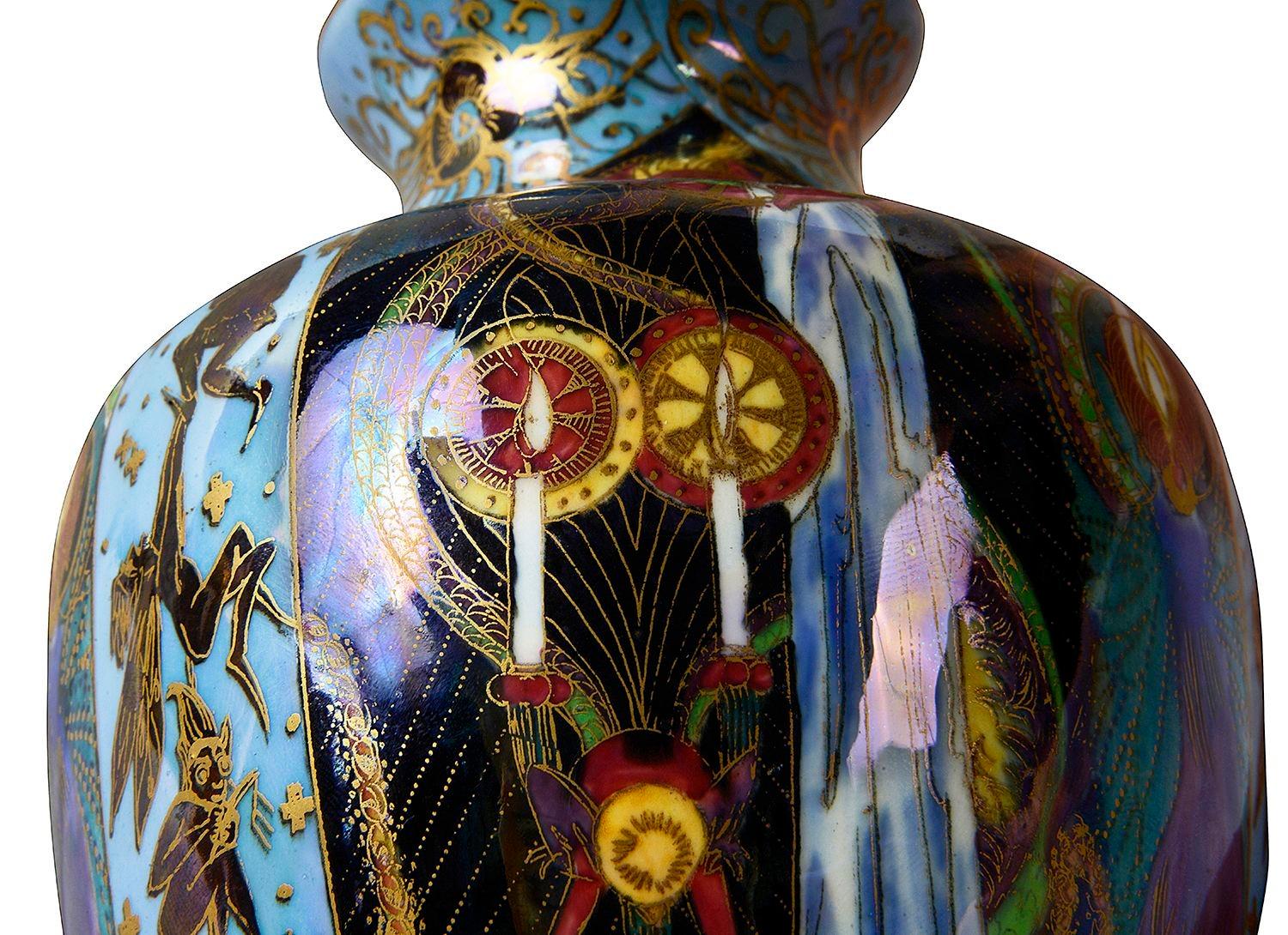 Vaso Wedgewood Fairy Lusta, 1920 in vendita 3