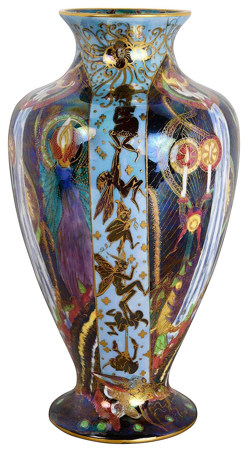 Vaso Wedgewood Fairy Lusta, 1920 In condizioni buone in vendita a Brighton, Sussex