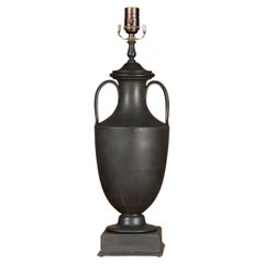 Wedgwood 19th Century Basalt Amphora Made into USA Lampe de table filaire